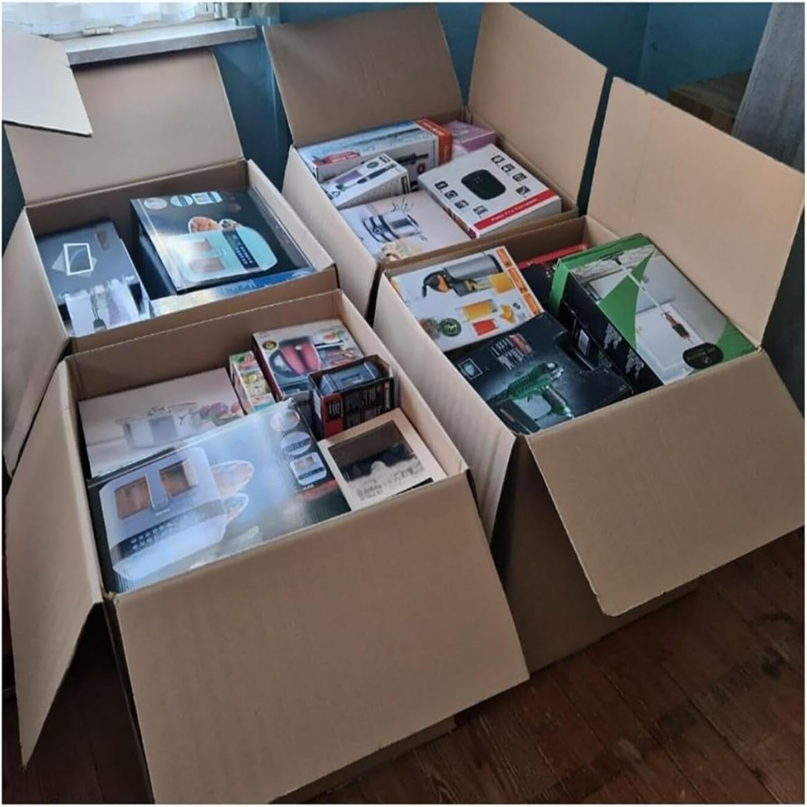 Lots Divers Marchandises en Rayon Intactes V431