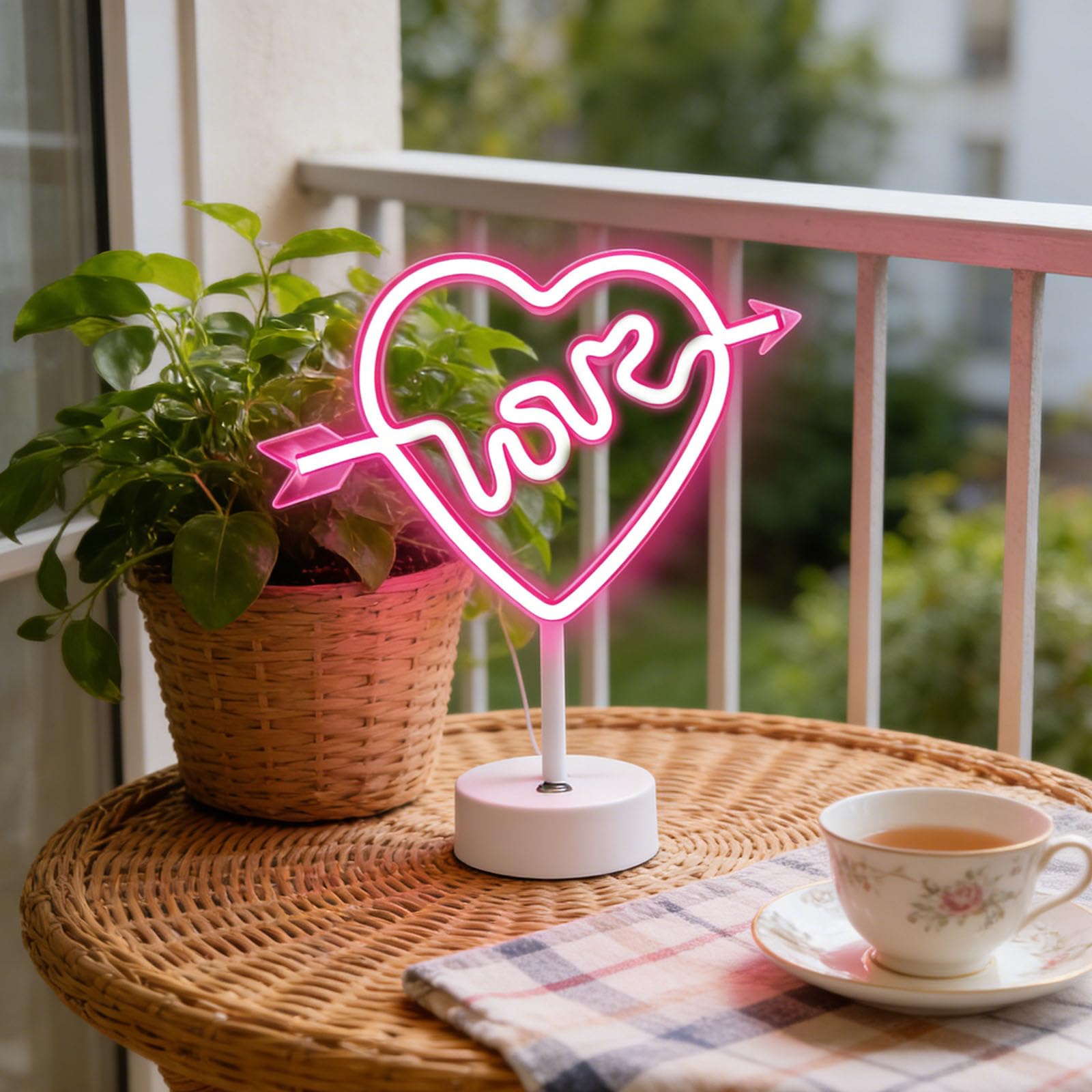 Love Neon Night Light Pink LED Cupid Bow Neon Sign Battery/USB Powered Base Desktop Decoration Suitable for Romantic Restaurants Dessert Shops Bedrooms Bedside Placement