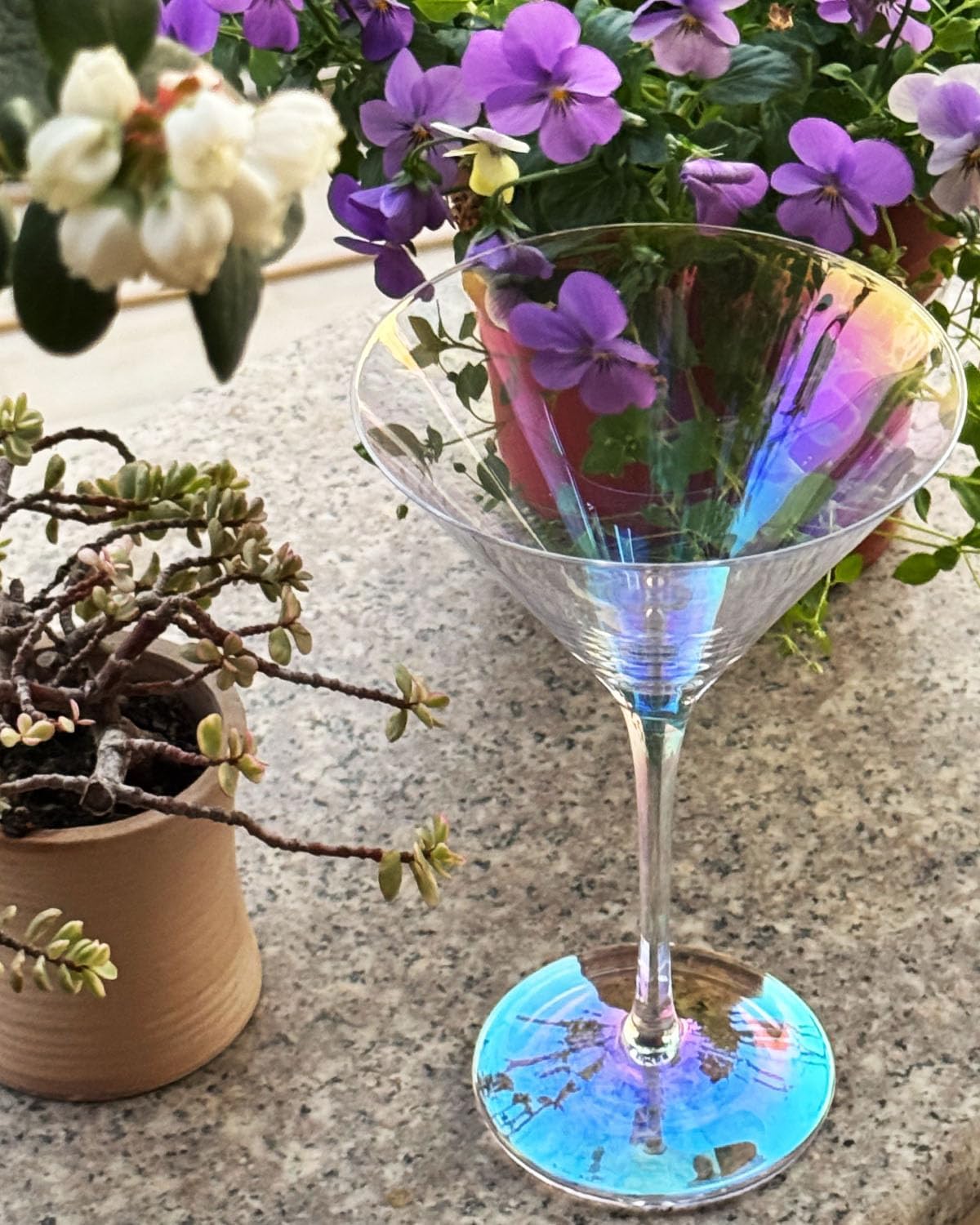 Iridescent Martini Glasses Set of 4-9 oz, Handmade Premium Crystal Cocktail Glasses, Martini, Cosmopolitan, Manhattan, Gimlet, Pisco Sour, Christmas Gifts for Men Women, Iridescent