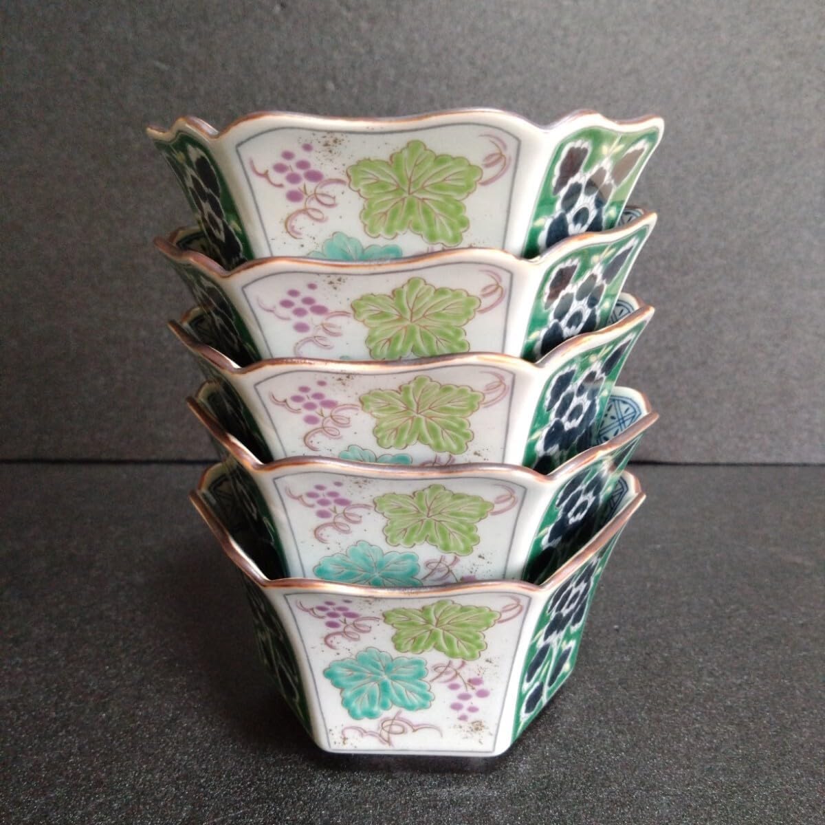 有田焼　清秀窯　元禄古伊万里　大鉢　鉢　1点　菊割　祥瑞　金彩　お正月 有田焼 清秀窯 金彩 元禄古伊万里 古伊万里 鉢 大鉢 口径21cm - メルカリ