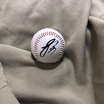 ホークス海野選手元ホークスリチャード選手直筆サインボール