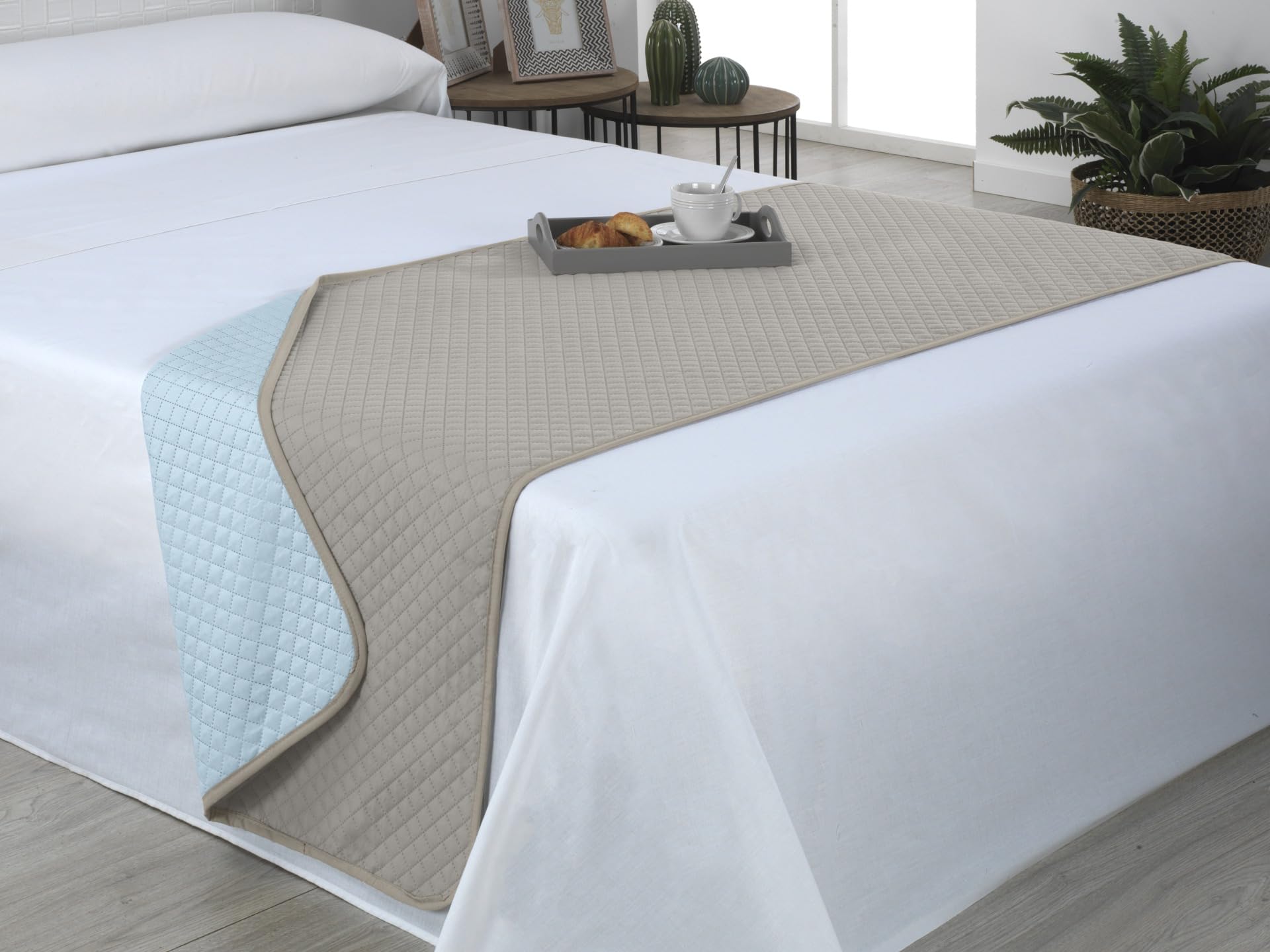 Cubre pies de cama reversible de microfibra suave Estoralis AVA para cama de 80 y 90 cm