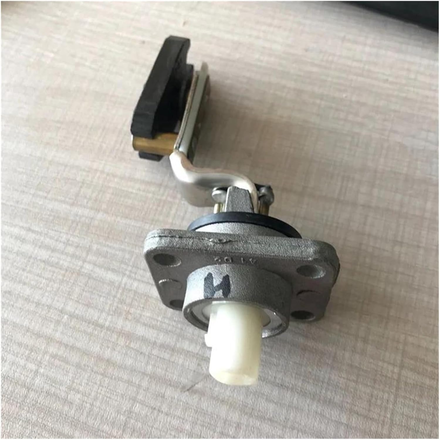 Car Map Sensor Engine Oil Level Sensor Oil Level Sensor Metal Sensor 8949126170 8949126170