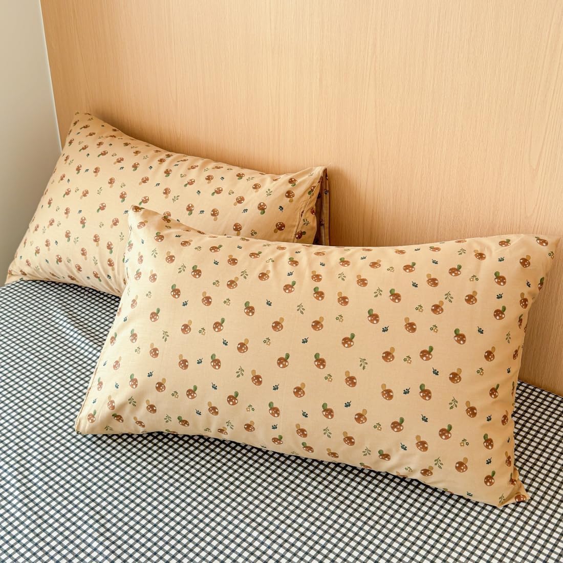 LIWHENHAO Mushroom Duvet Cover Set Queen 100% Cotton Bedding Cartoon Brown Mushroom Red Flowe on Beige 1 Cute Kawaii Plant Garden Comforter Cover Full 2 Pillowcases for Kids Girls Boys Woman