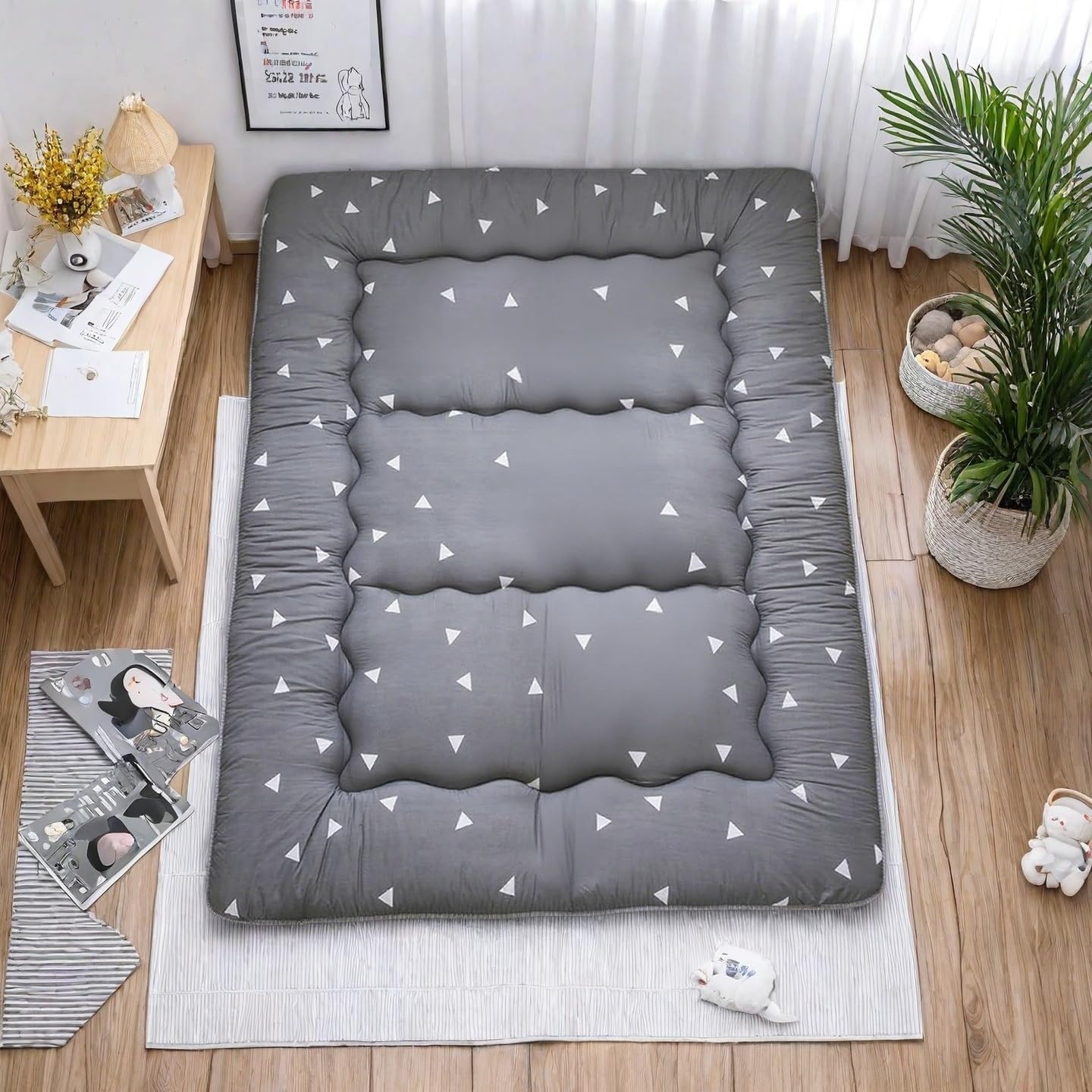 Japanese Floor Mattress Futon Mattress，4" Foldable Mat Tatami Mat Sleeping Pad，High-Density Fiber Fill Pad，Roll Up Thick Floor Bed Futon for Camping, Guest Room(Triangle)(90 * 200cm)