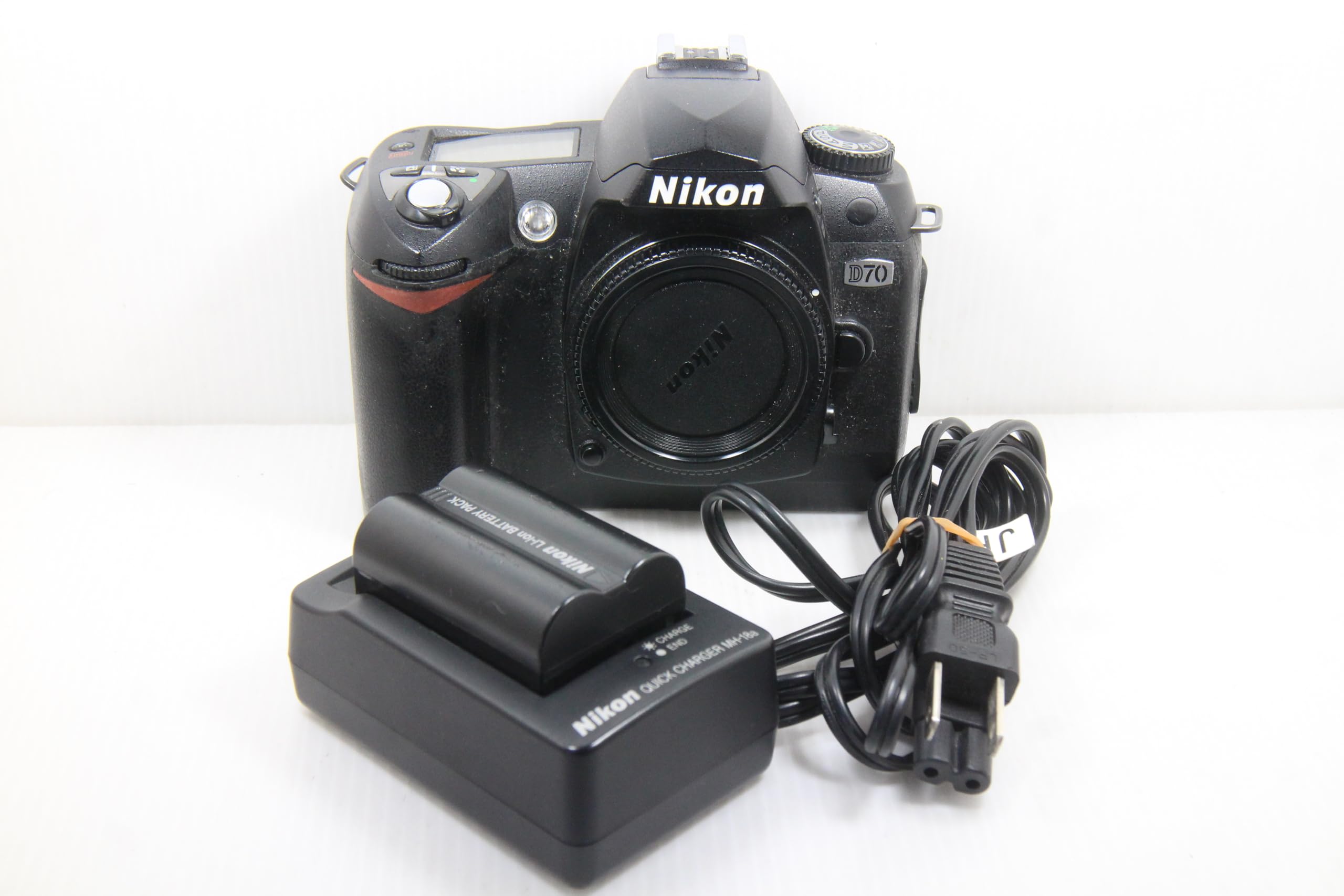 美品級○人気の名機○届いてすぐ使える○ビギナーにおすすめ○ニコン