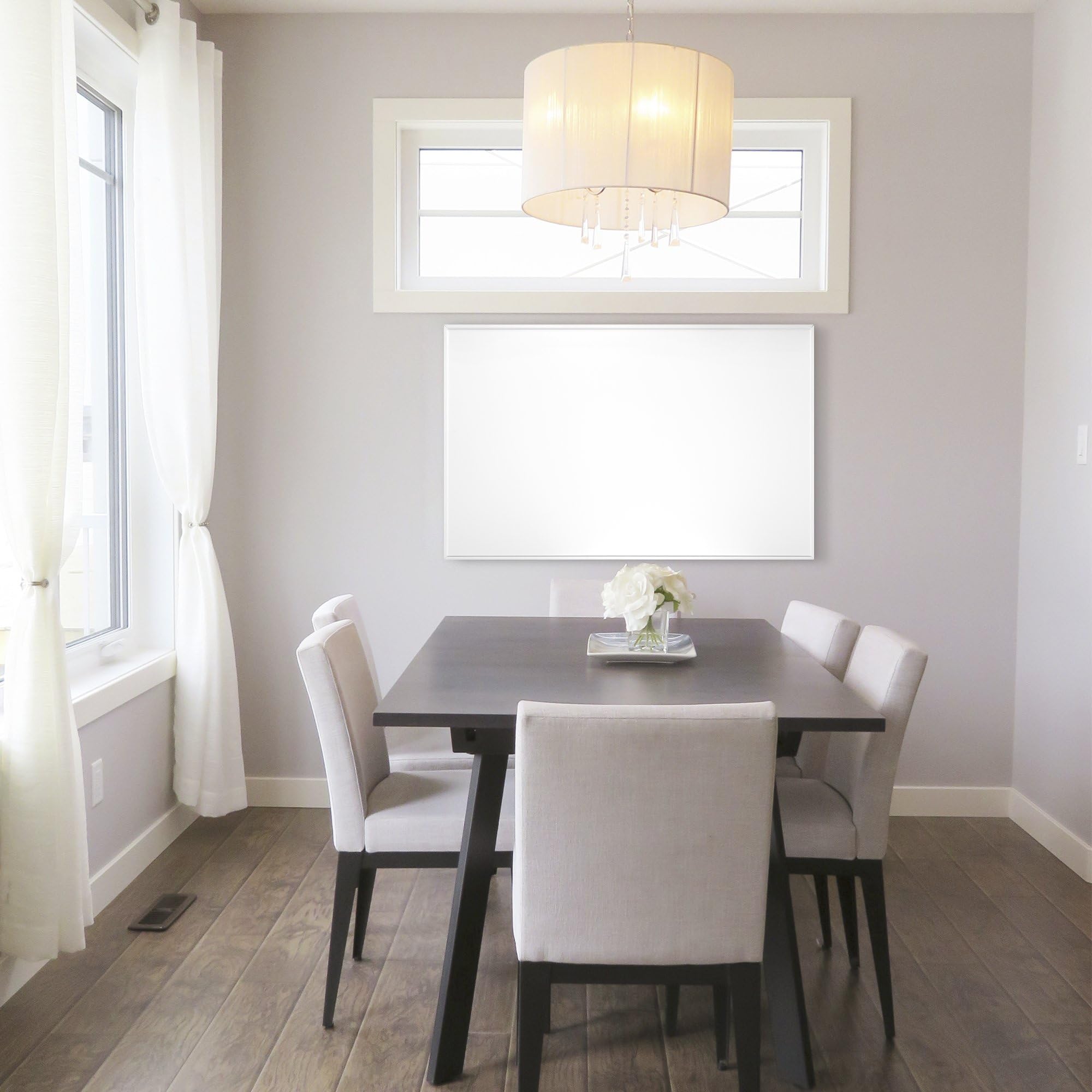 Elektryczny panel promiennikowy WarmlyYours, promiennik podczerwieni, biały, 600 W, 60x90 cm, cicha praca, montowany na ścianie, aluminium
