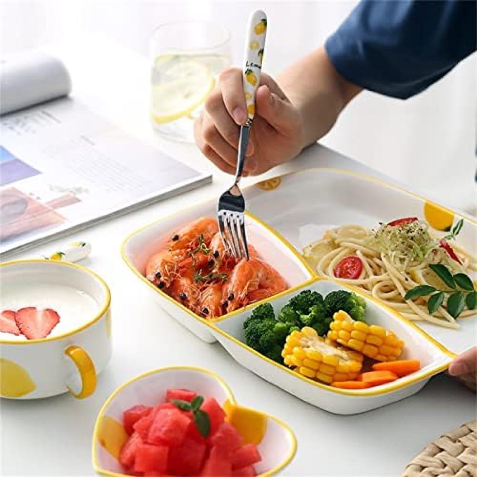 Assiette Divisée/Bol À Soupe/cuillère/Fourchette Ensemble De Couverts Une Personne Utiliser des Assiettes Bariatriques pour Le Contrôle des Portions - 5 Pièces Ustensiles De Cuisine,Motif Fraise,P