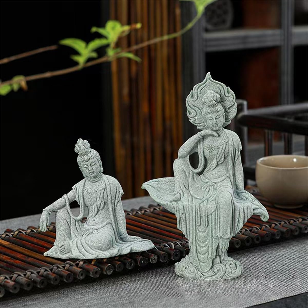 livelyfish Aquarium Buddha Statue Sandstone Buddha Figurines Zen Decor Meditating Buddha Statues for Underwater Landscaping Garden Decoration (C)