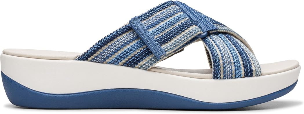 Clarks womens Arla WaveSlide Sandal