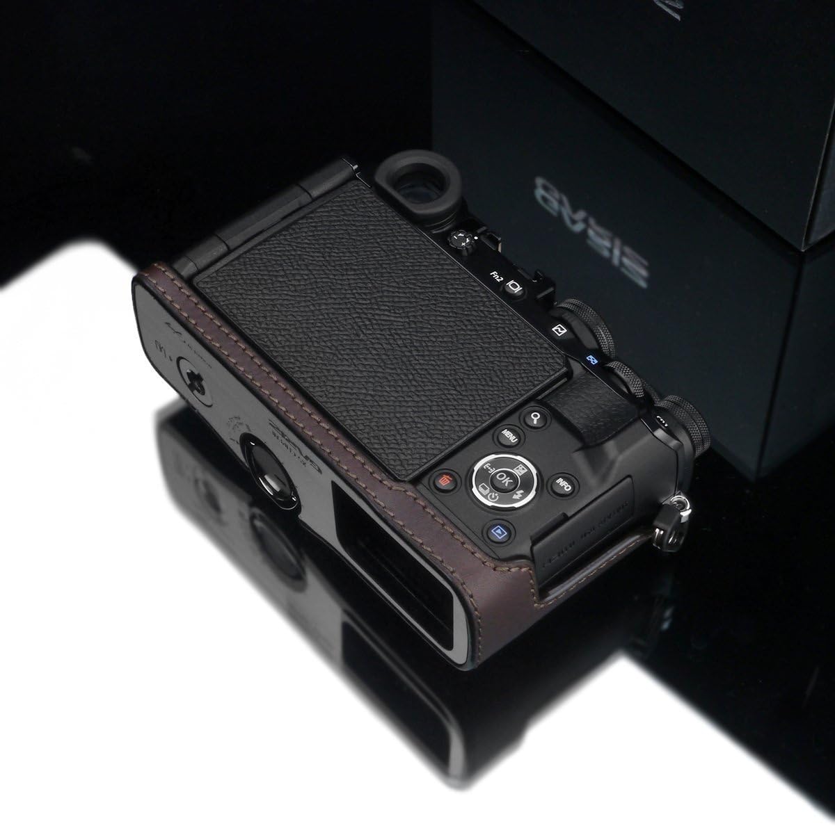 Gariz HG-PENFBR Geniune Leather Half Case for Olympus PEN-F Brown