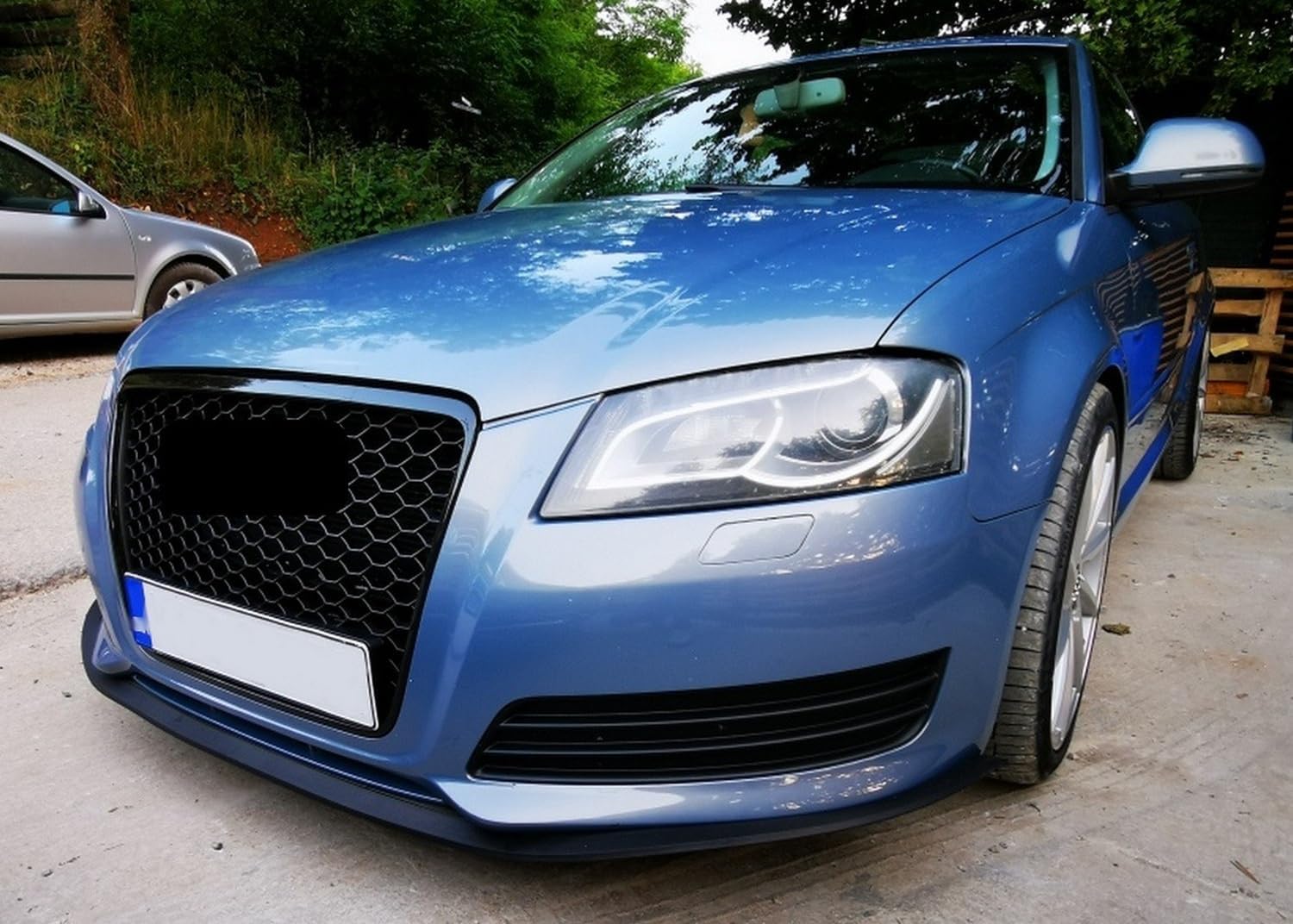 Compatible with A3 8P Facelift Badgeless Mesh Grill Sport Front Grill Black Glossy