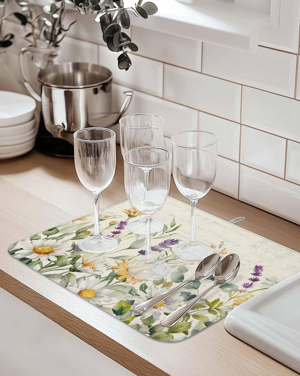 Farm Daisy Flower Leaves Dish Drying Mats for Kitchen Counter,Absorbent Microfiber Dish Drainer Rack Mat Vintage Letters Stamp Drying Pad for Sinks,Utensils,Countertops,18x24in