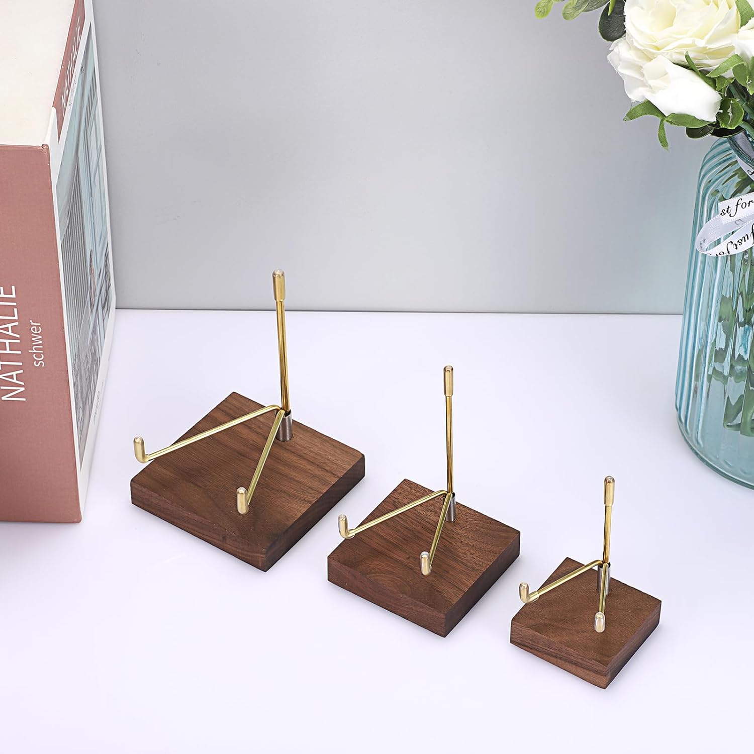 Hipiwe Adjustable Metal Arms Display Stand Easel with Wooden Base, Small