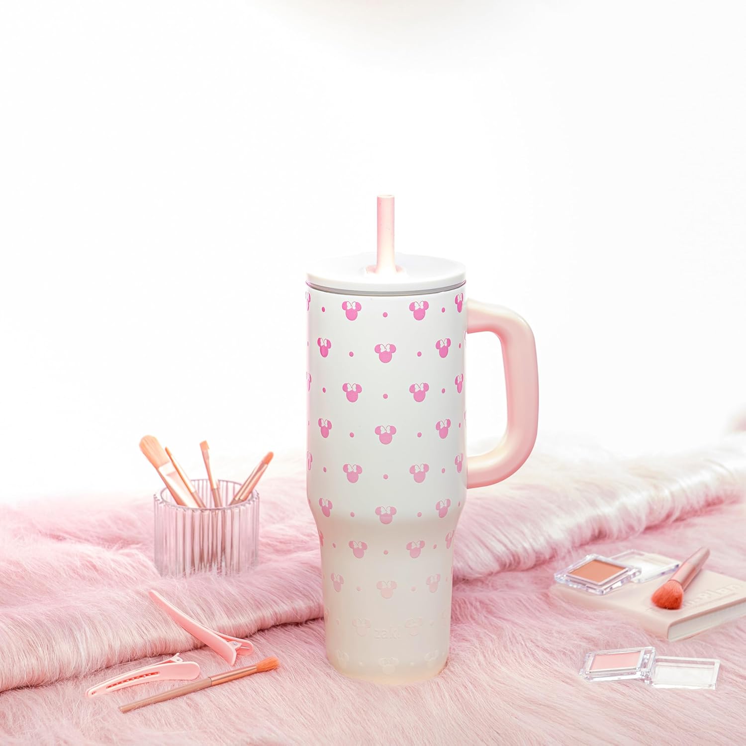 Zak Designs Disney Sutton Travel Tumbler for On the Go or At Home, 40oz Stainless Steel with Vacuum Insulation, Silicone Straw, Carry Handle, and 3D Artwork for Cold Drinks (Minnie Mouse) - Image 2