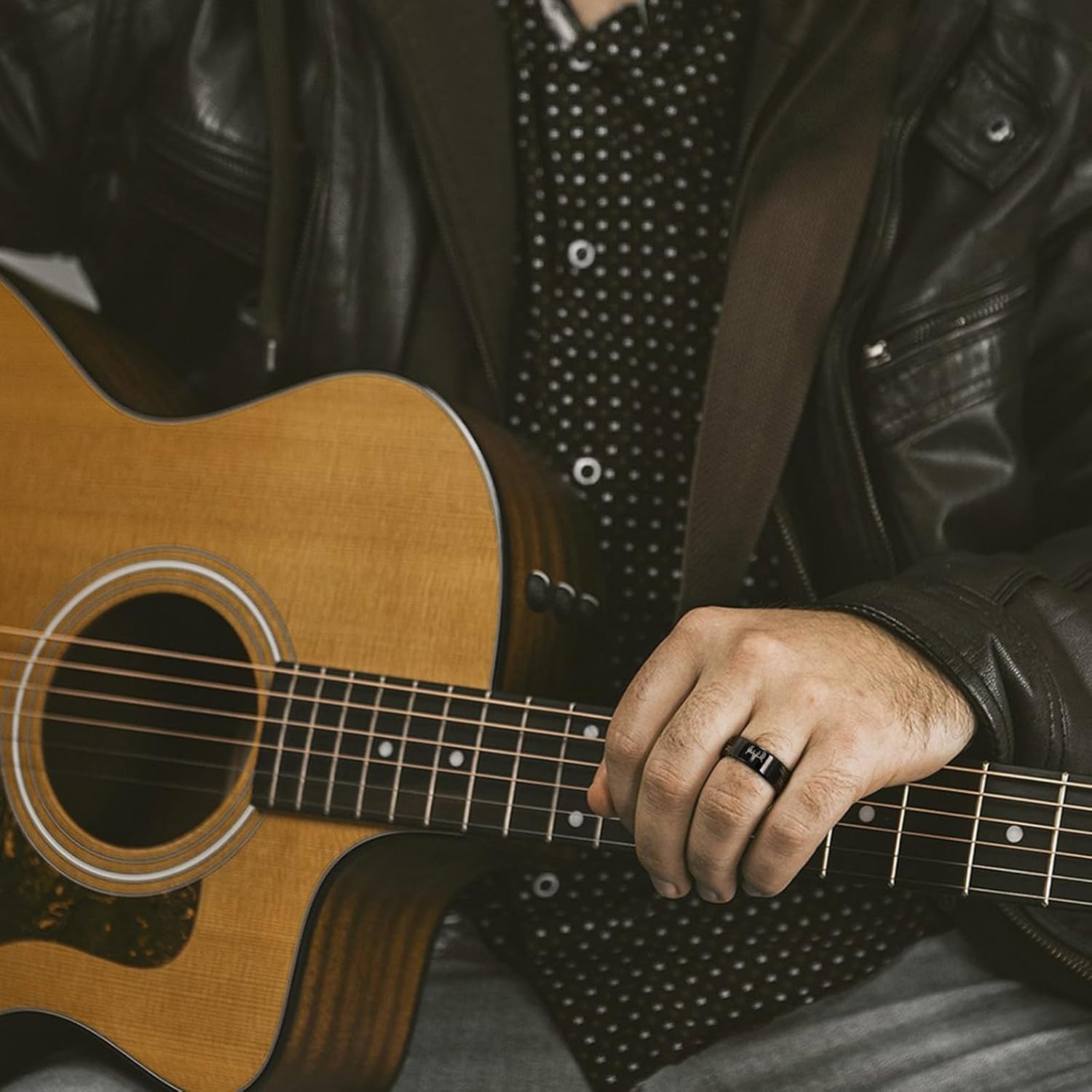 8mm Black Etched Deer Head Tungsten Carbide Wedding Band Men's Hunting Ring Size 6-15