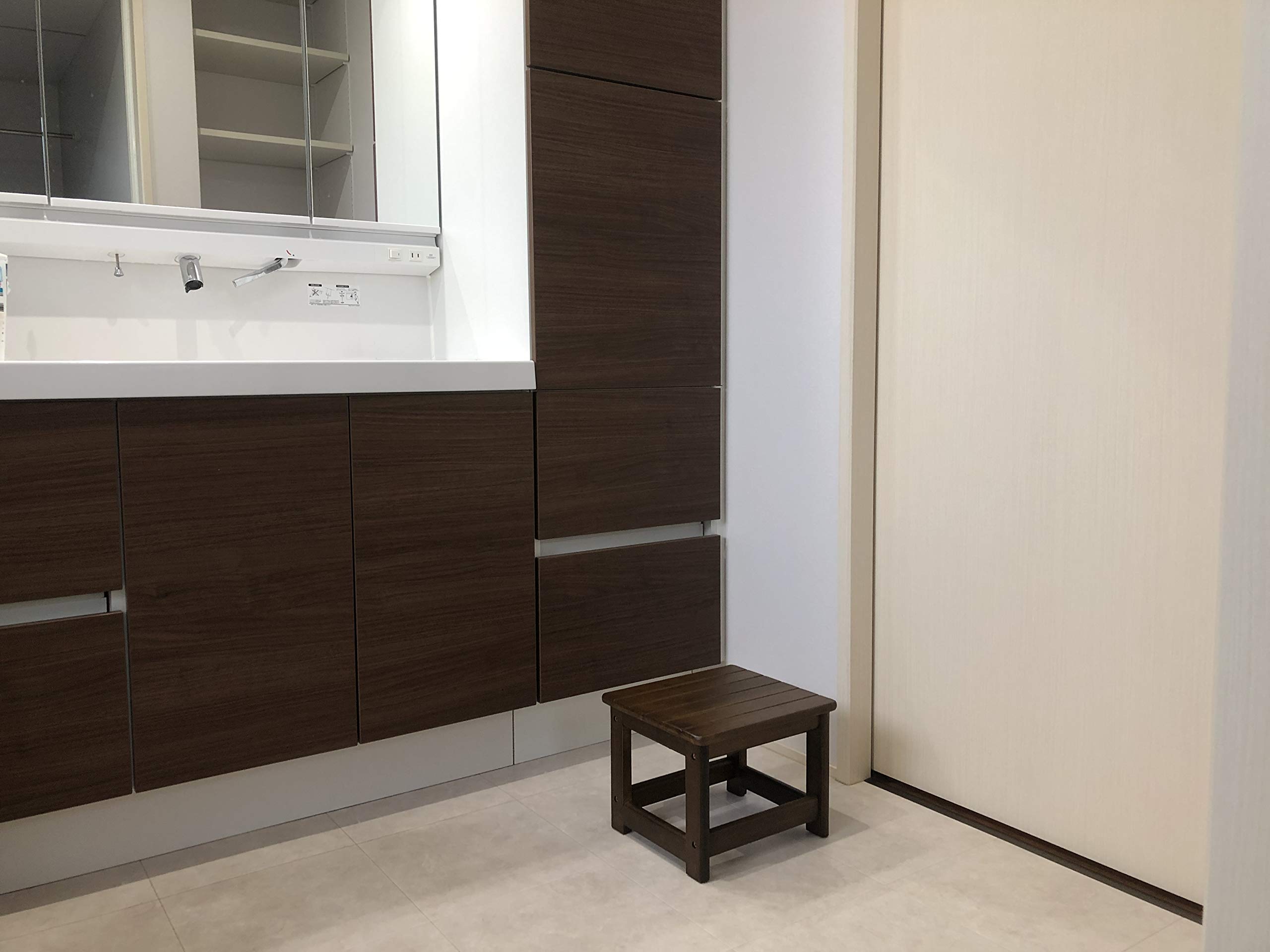 Amazon｜踏み台 木製踏み台 ステップチェアー1段 ブラウン 玄関