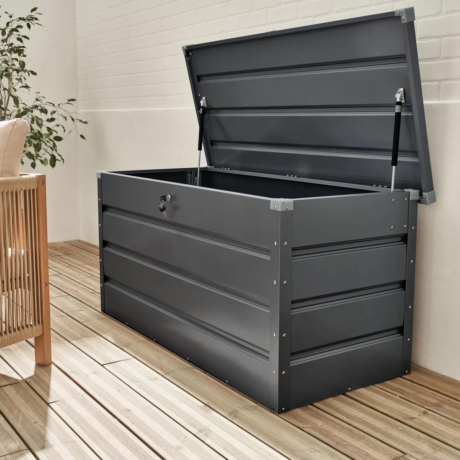 Baule Moderno da Esterno in Alluminio 130x60 cm con Serratura Steel Magic - Nero