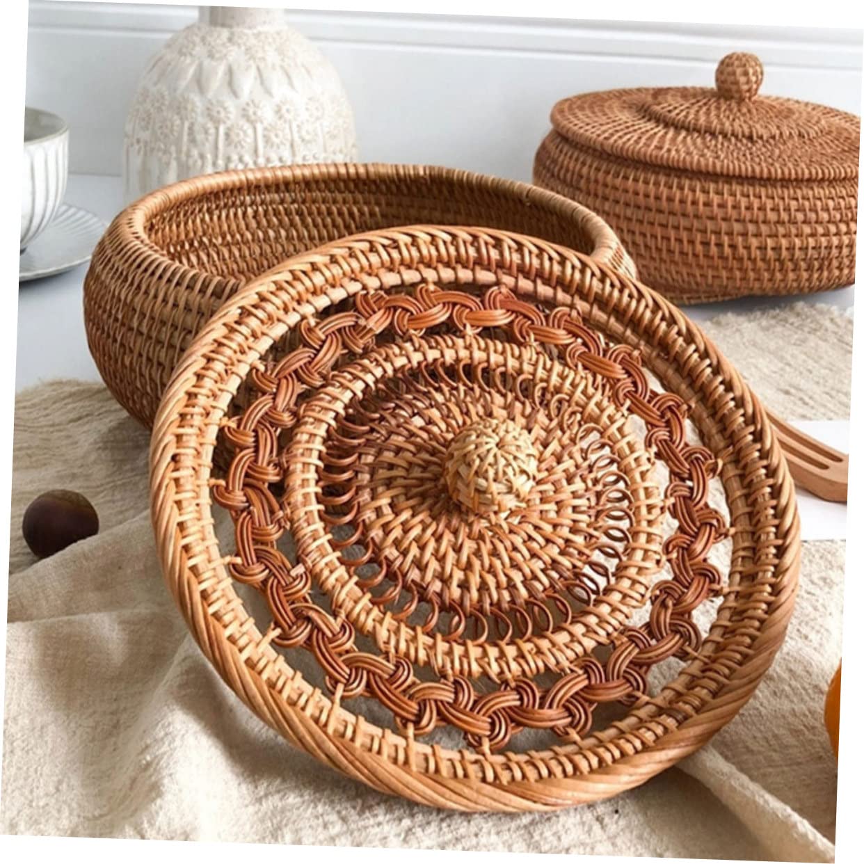 Amosfun Scatola Porta Dolci Coperchio come Regalo di Compleanno Robusta e Capiente in Rattan Intrecciato per Snack e Dolcetti lo Studio