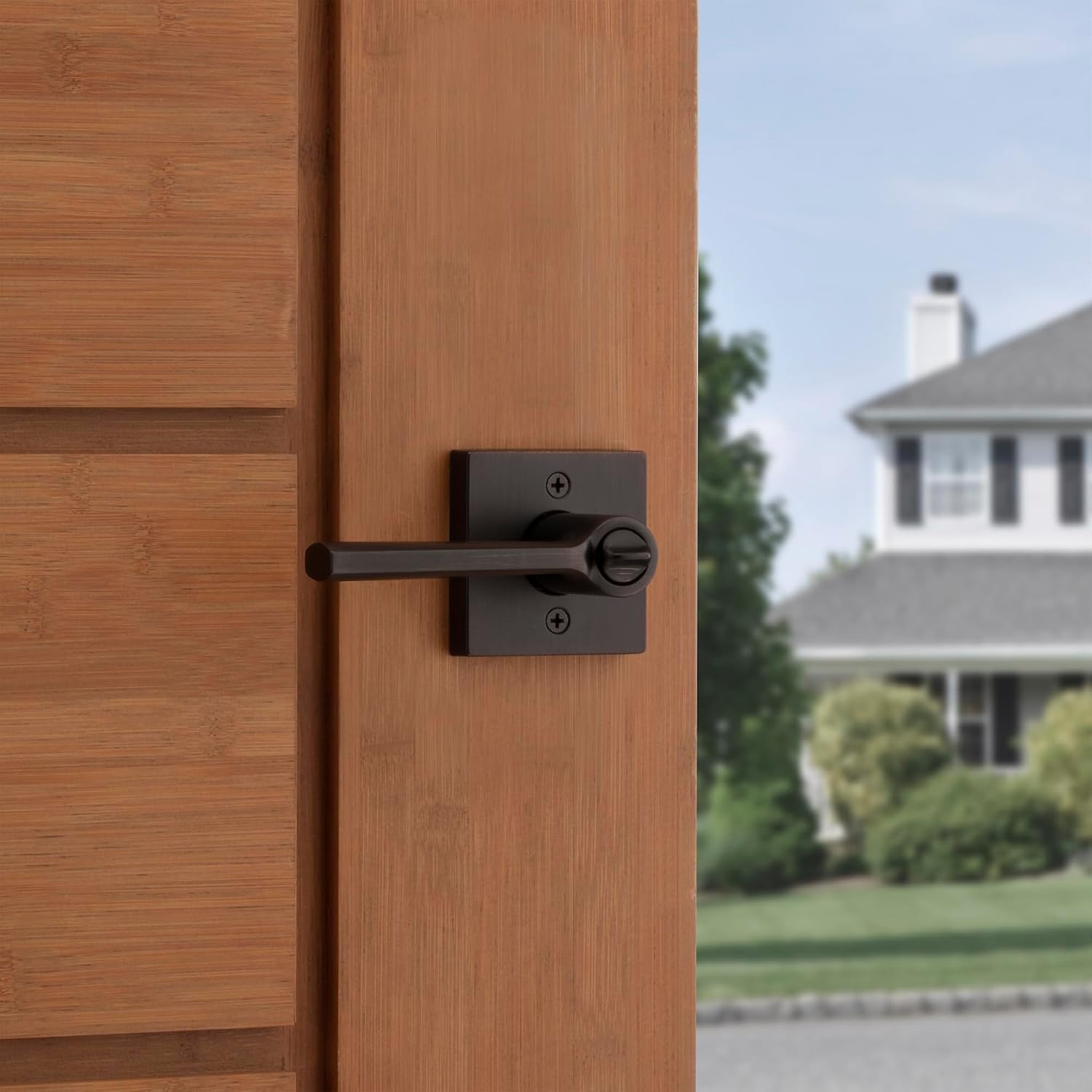 Kwikset Lisbon Square Entry Door Knob with Lock and Key, Secure Keyed Handle Exterior, Front Entrance and Bedroom, Venetian Bronze, Pick Resistant SmartKey Rekey Security and Microban