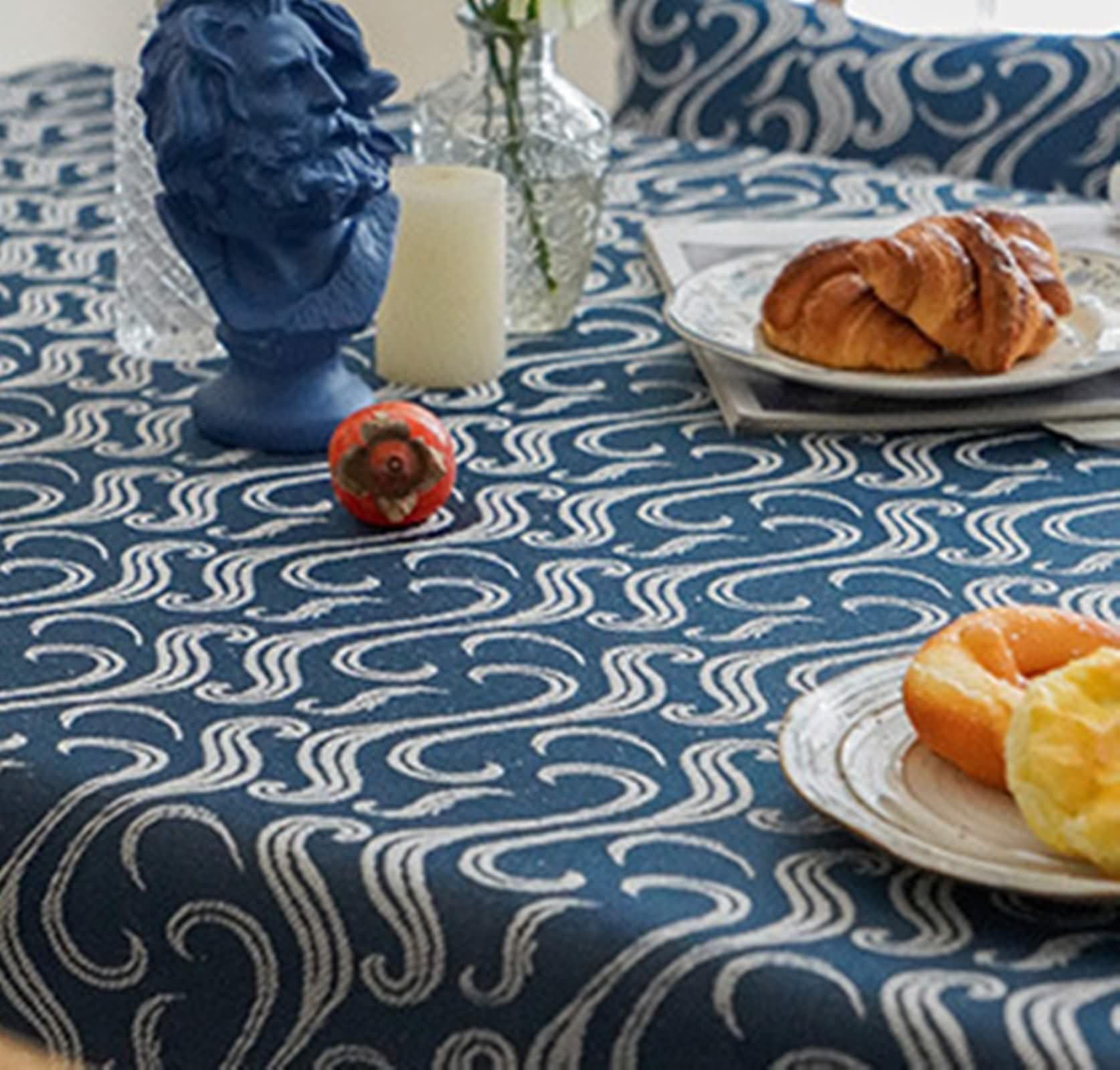 Mantel Antimanchas Rectangular Azul Marino para Terraza, Patrón de Geométrico con Borlas, de Algodón y Lino Elegante, 135 x 200 cm, Mantel para Mesa de Centro