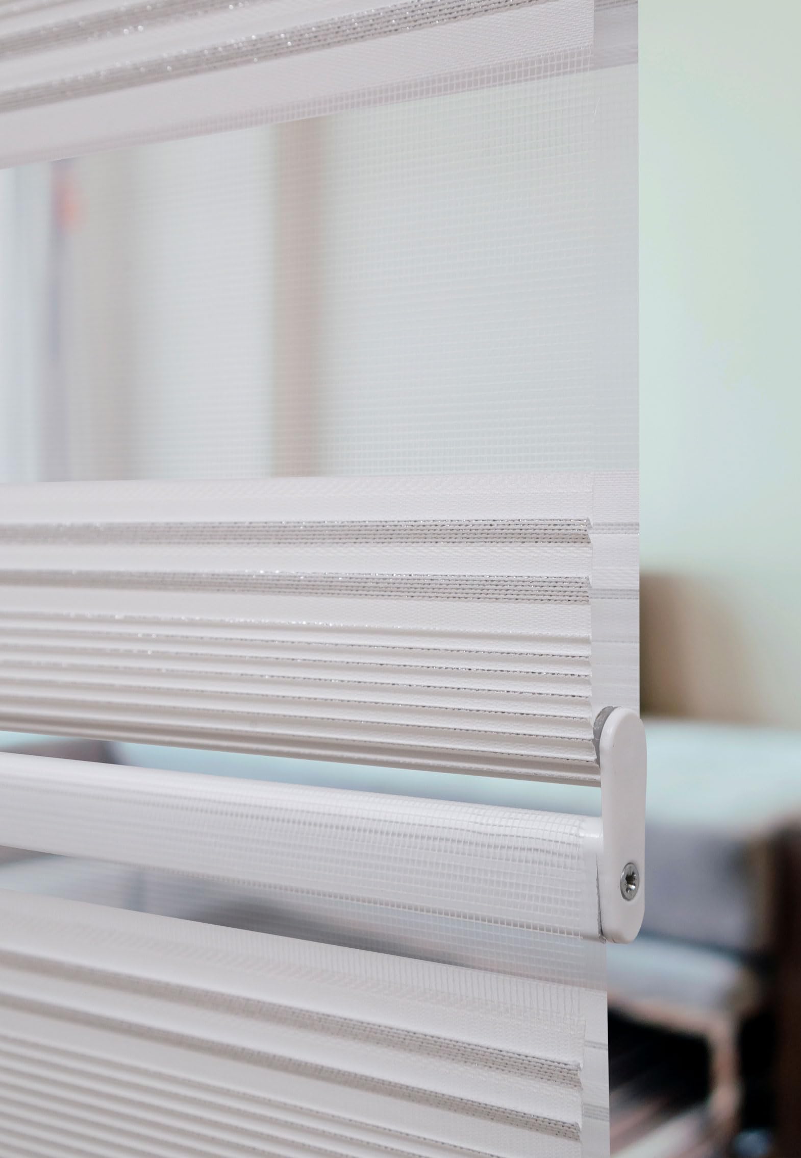 PlisseeOnline Doppelrollo Klemmfix ohne Bohren Weiß Silber Glitzer mit Perlen Duo Rollo für Fenster und Türen Plissee Rollo Gardine 120 x 150 cm Blickdicht Klemmrollo mit Perlen Seitenzugrollo