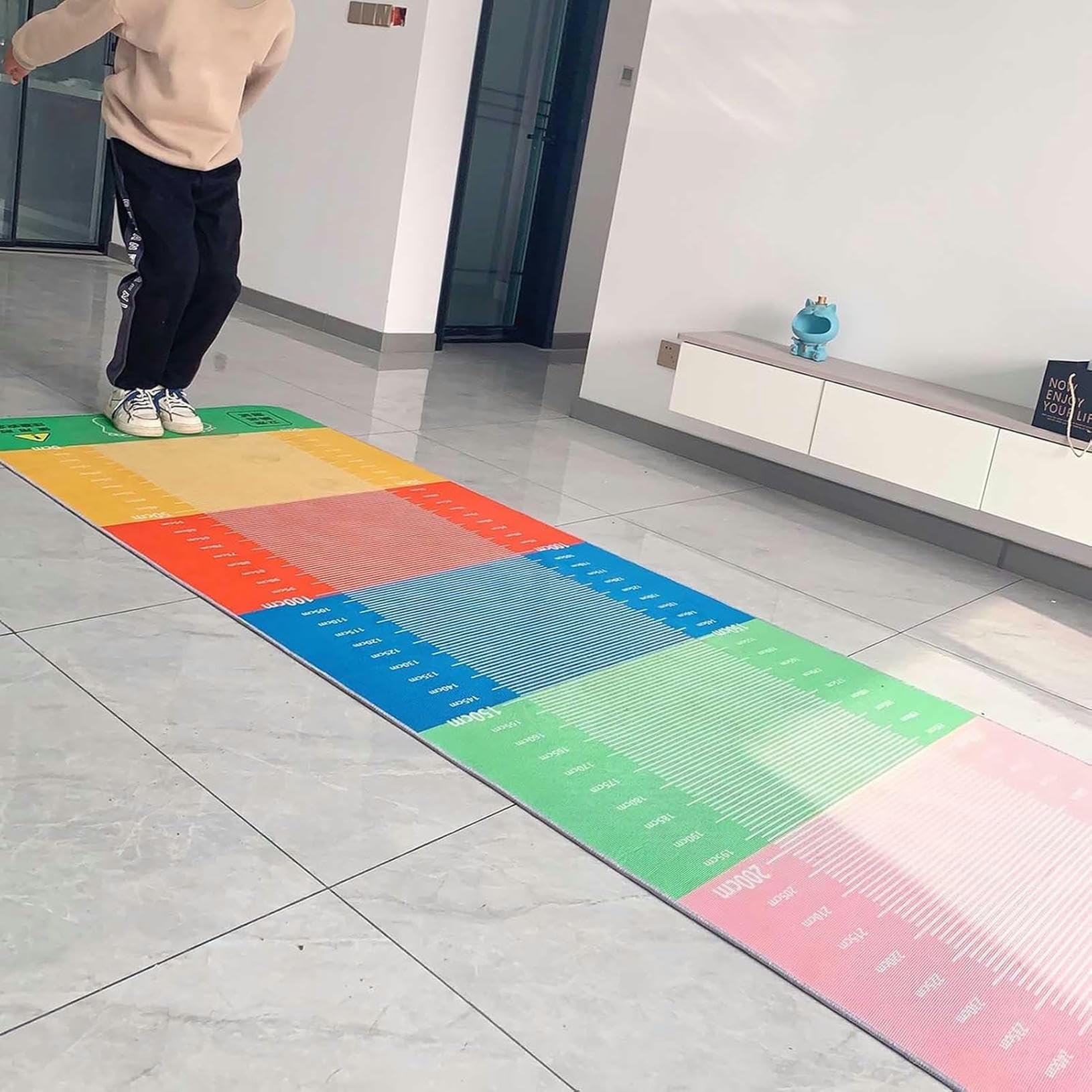 Tapis de saut en longueur antidérapant de 7 mm avec échelle de mesure