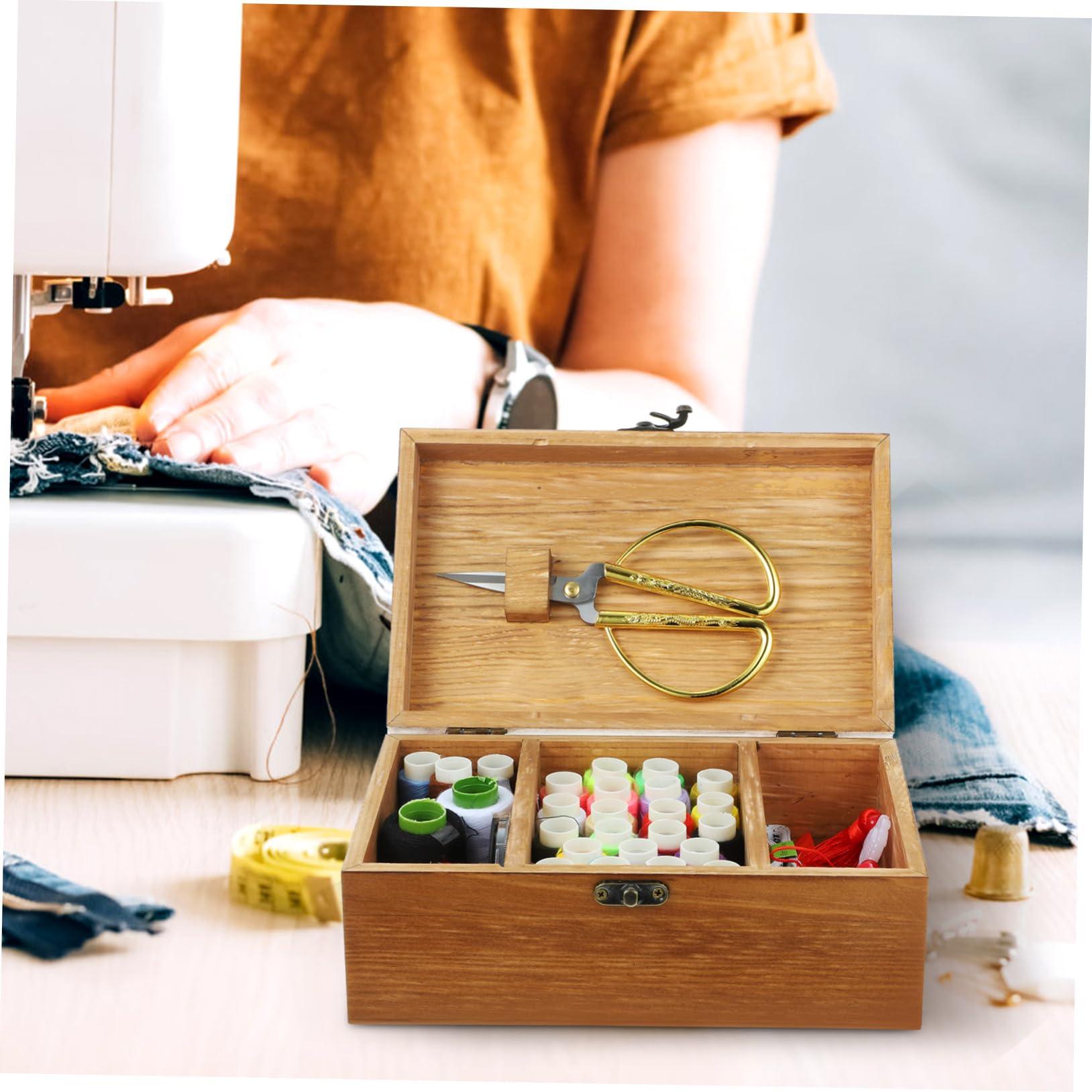 Cabilock 1satz Tragbare Näharbeiten Nähwerkzeug-set Mit Verschiedenen Nadeln Und Fäden Ansprechendem Holzkasten Für Zuhause Und Reisen Für Diy-projekte Und Reparaturen