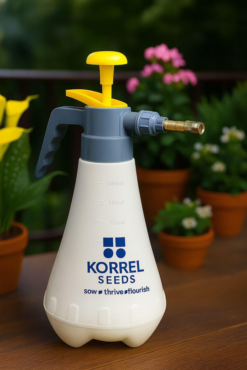 1 Litre Heavy-Duty Garden Pressure Sprayer, White and Red Compression Pump with Adjustable Brass Nozzle, Hand Held Mist Spray Bottle for Plants, Cleaning, Sanitising-image-29
