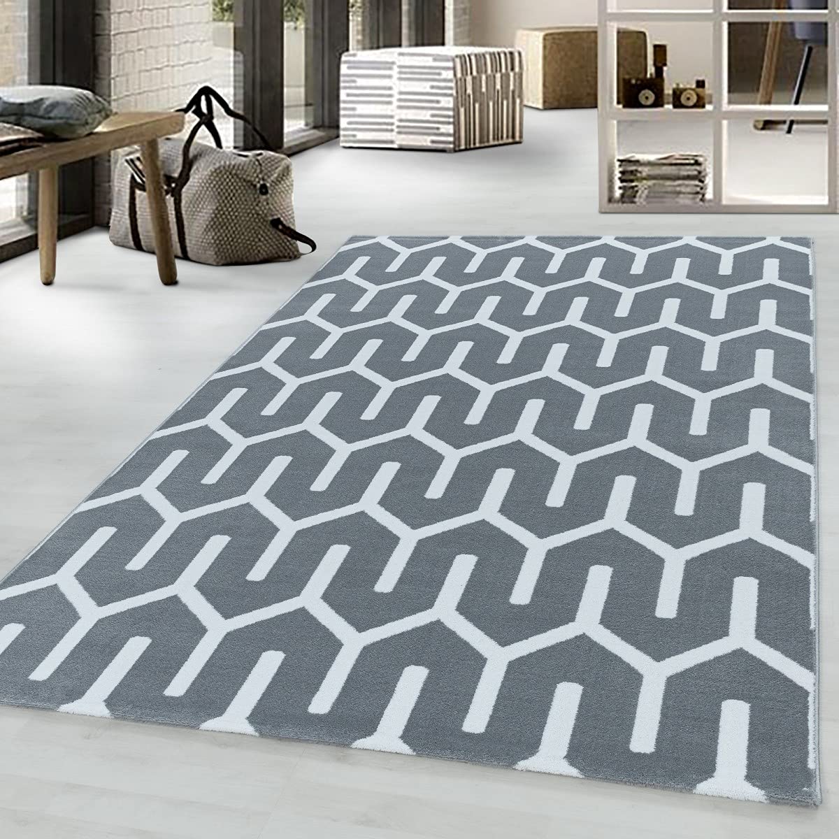 Tapis doux gris 140x200 pour créer un coin lecture cocooning