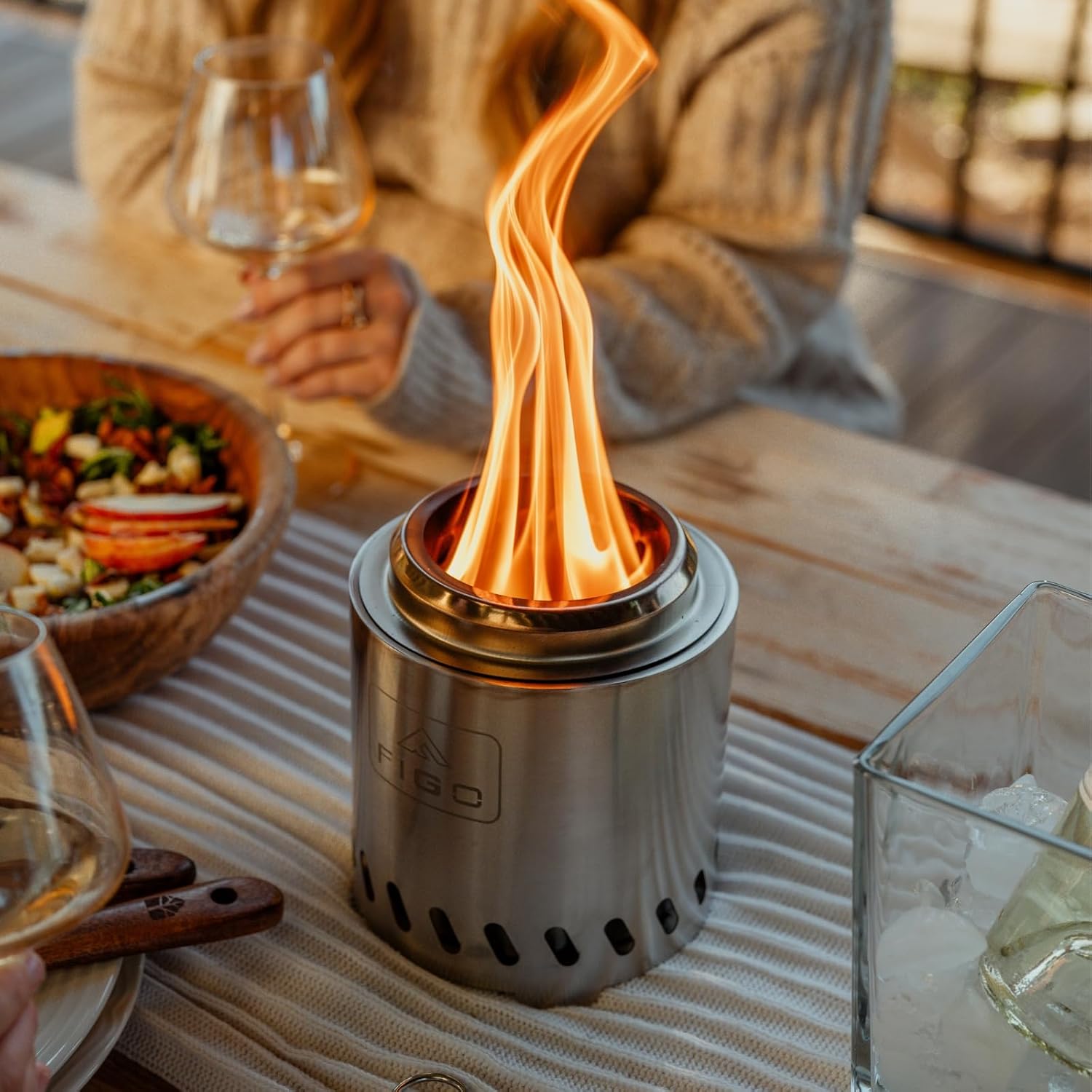 Sylvesta Mini Tabletop Fire Pit – Smokeless Firepit 6.5" with Premium Carry Bag, Fire Pit Mat, Fire Poker – Small Fire Pit – Portable Fire Pit for Camping, Outdoor, Home & Patio