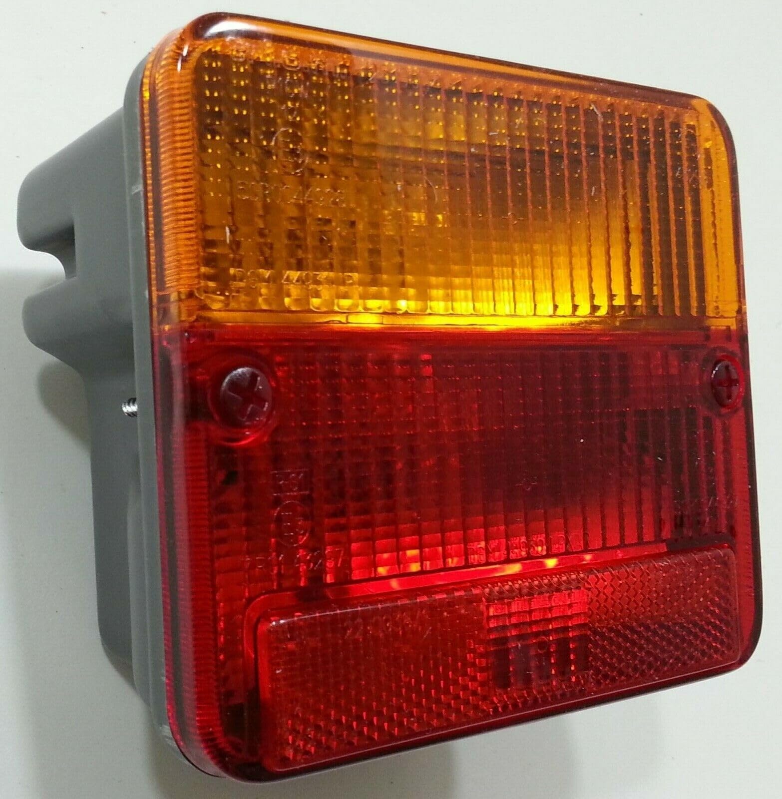 Generico 1 FANALE POSTERIORE E FRECCE SX - DX CON LAMPADINE compatibile per APE 50 cc