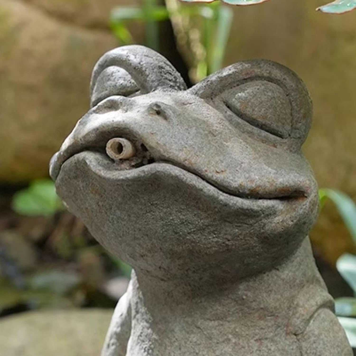 Animal Pond Fountains, Spitters for Small Ponds, Resin Frog Water Spitter Statue, Aerating Pond Fountain Pump Attachment, Outdoor Ornament for Garden