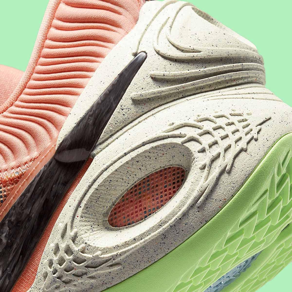 Nike Men's Cosmic Unity Basketball Shoes - Image 2