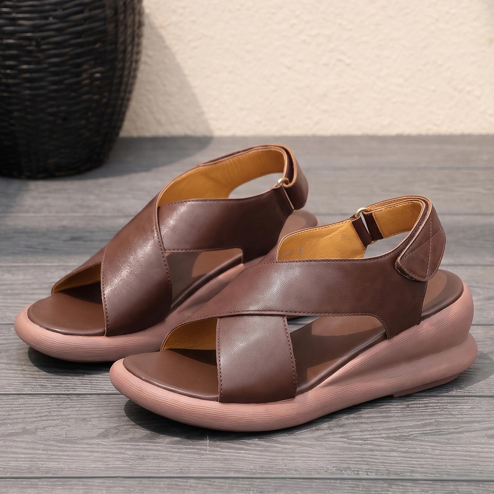 Sandali zeppa donna cinturini incrociati punta aperta platform | calzature tempo libero, abbinamento vestiti, uso vacanza, tomaia pelle, camminate città, guardaroba estate