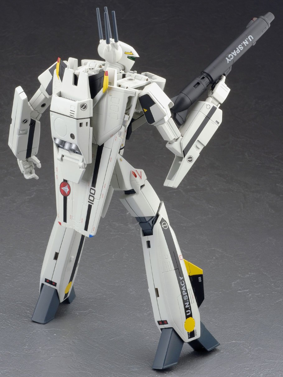 Amazon.co.jp: 1/60 マクロス 完全変形 VF-1S ロイ・フォッカー機 : ホビー