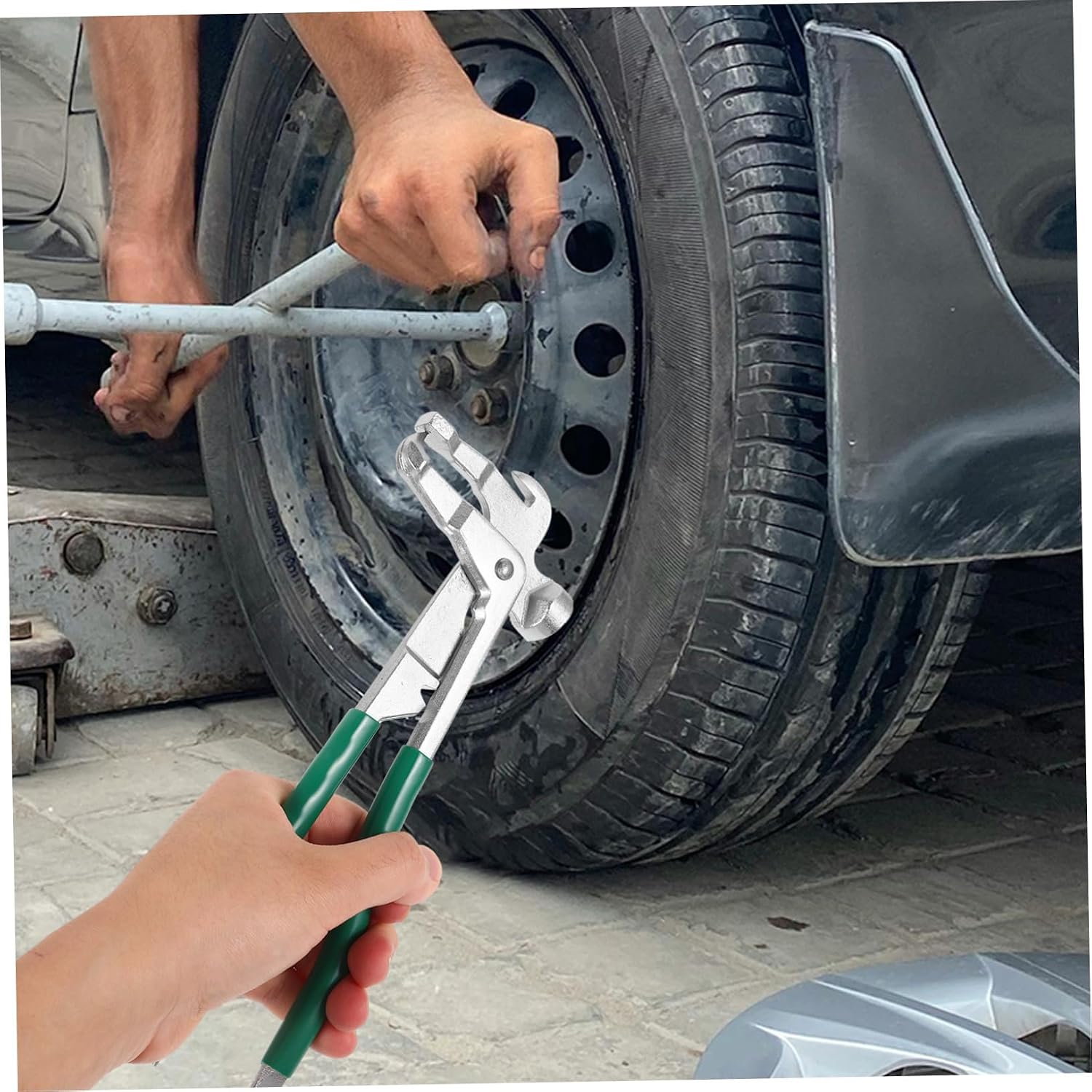 Wheel Weight Pliers for Easy Tire Balancing and Weight Removal Heavy Duty Hammer Tool for Automotive Repair Ergonomic Design for Comfortable Handling