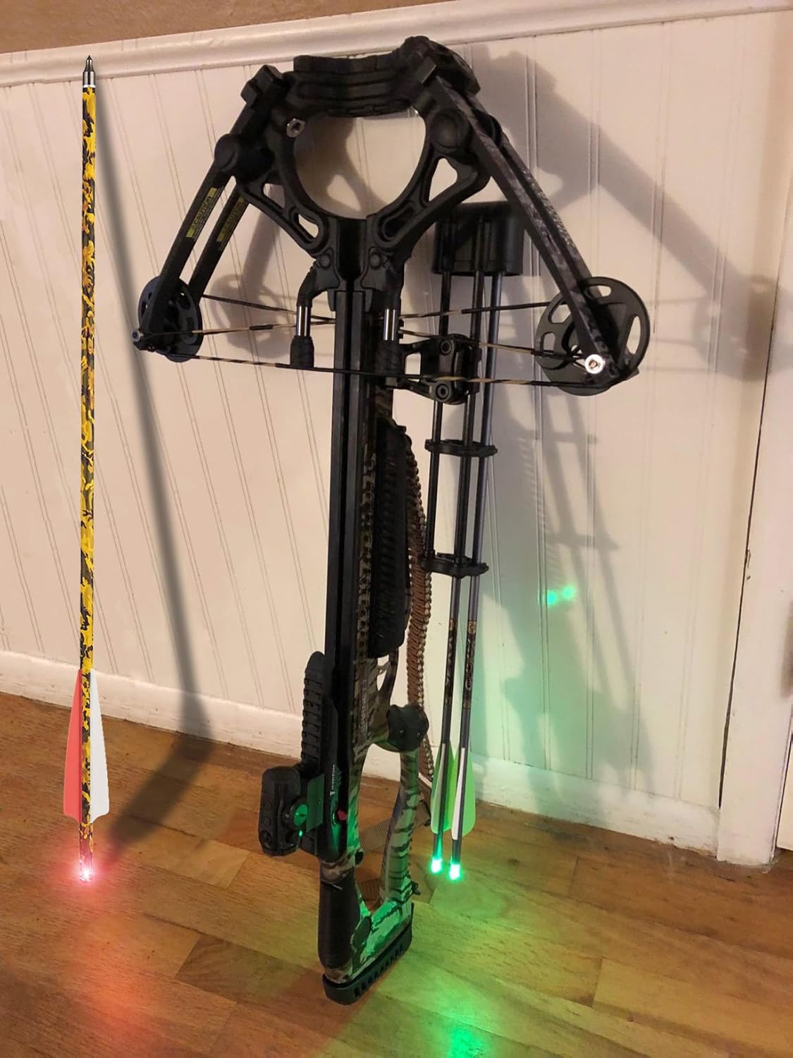 TOPARCHERY Crossbow Bolts 20 Inch（12pcs） with Lighted Nocks(6pcs), Carbon Crossbow Arrows for Practice Outdoor Hunting