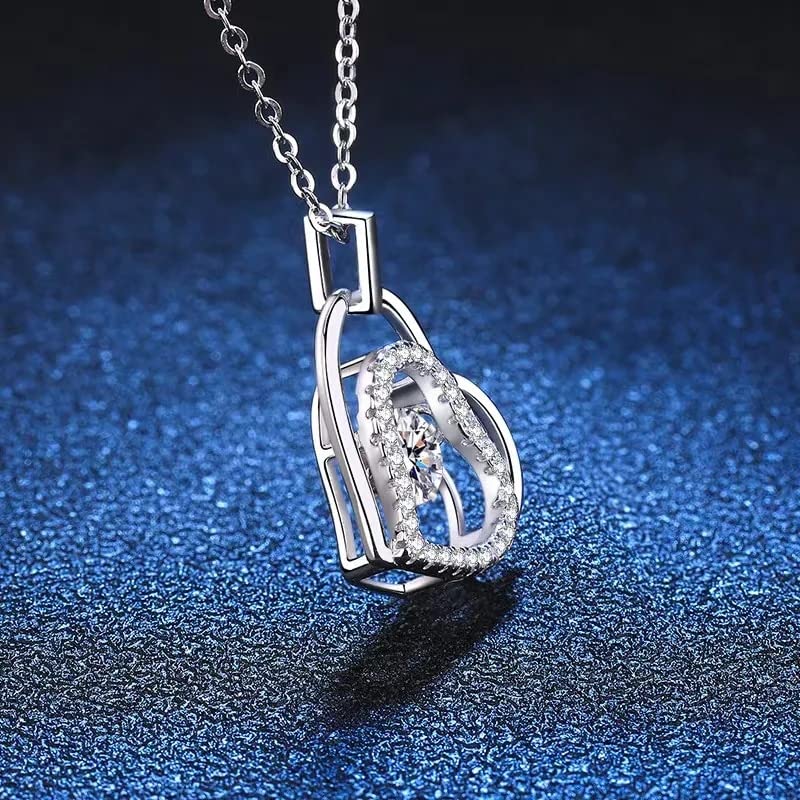 Collier cœur moissanite couleur D d'exception plaqué platine