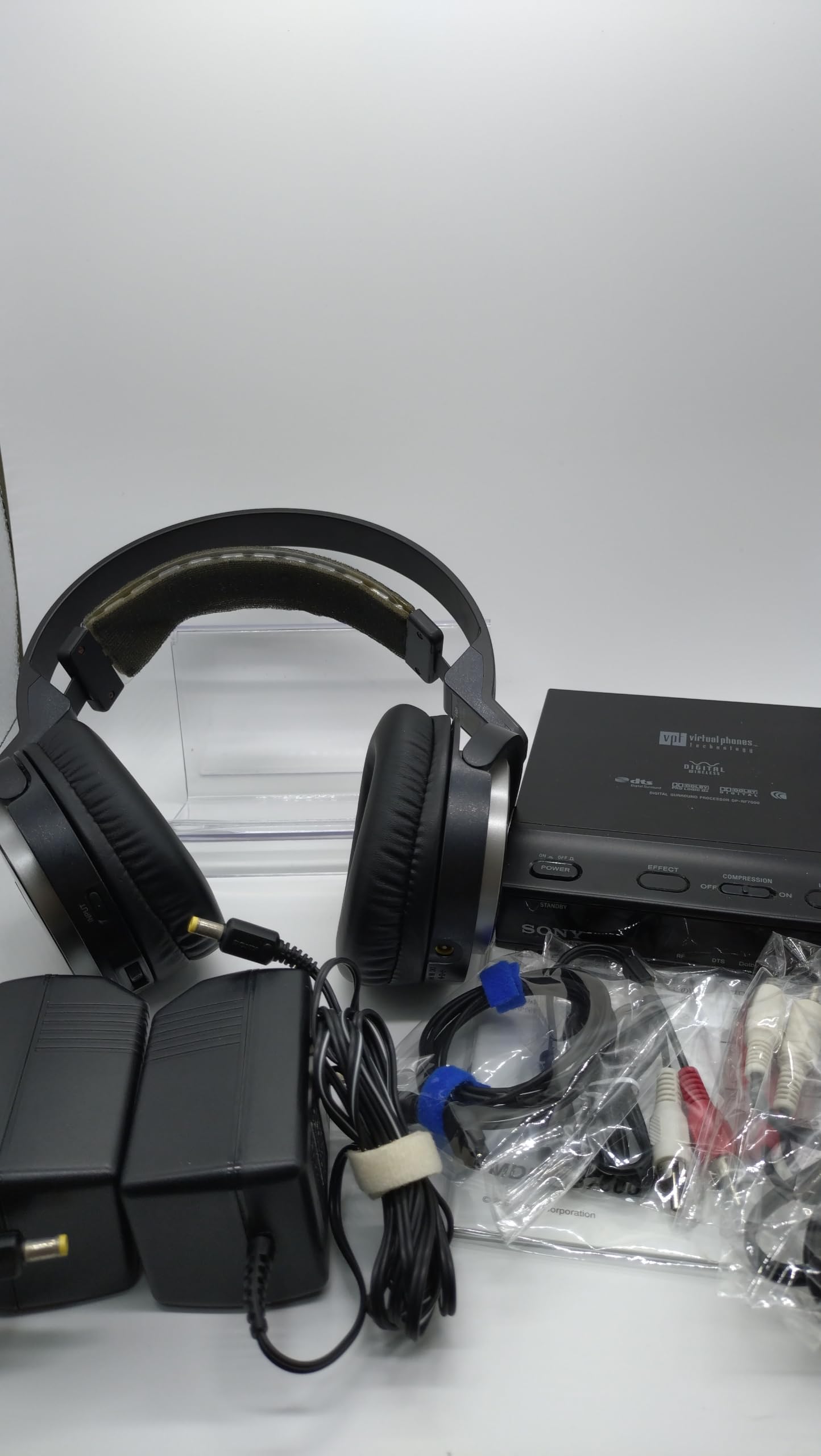 デジタルサラウンドヘッドホンシステム　MDR-DS7000 Amazon.co.jp: SONY 7.1chデジタルサラウンドヘッドホンシステム MDR