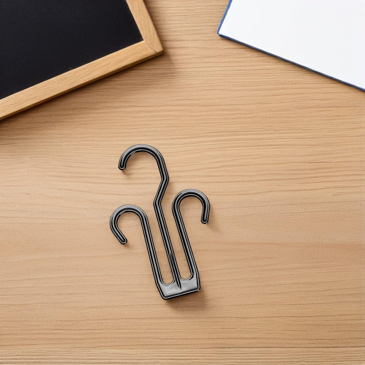 CHILDWEET 72pcs Strong Lightweight Plastic Shoes Drying Hanger Rack for Women Slippers Hook Shape Design