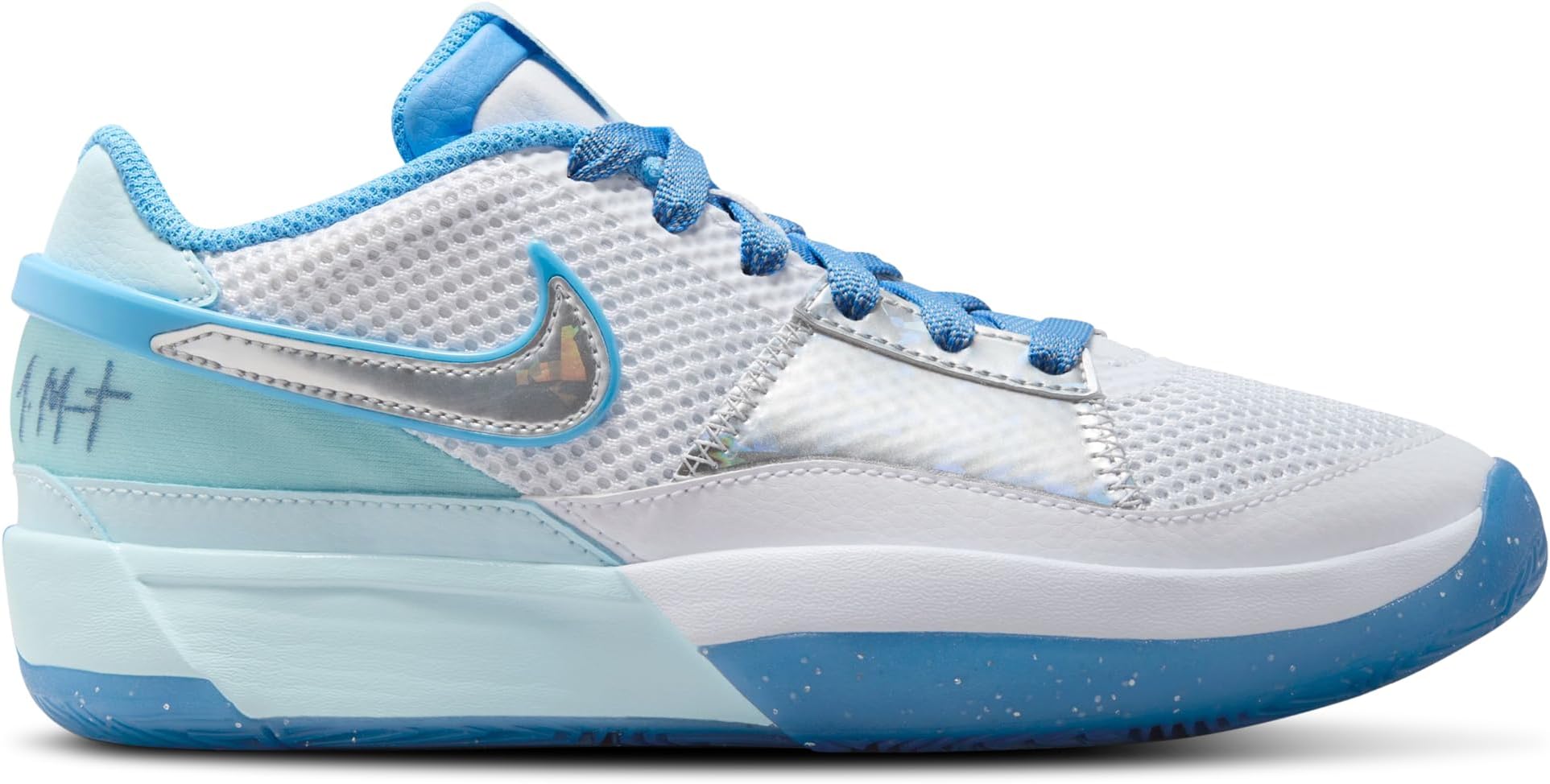 nike basketball shoes white and blue