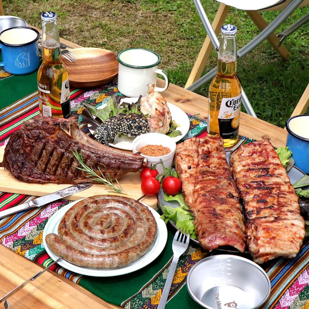 Amazon.co.jp: スーパー盛り上がる！BBQセット 7人前 2.92kg SUPERSIZE