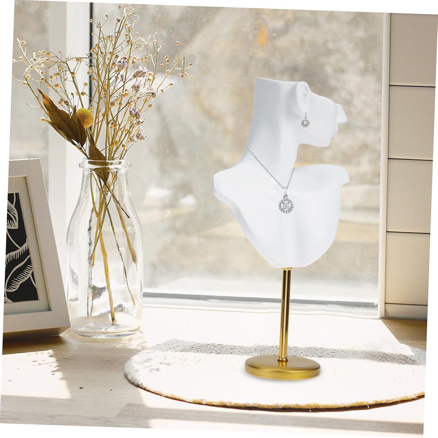 Resin Jewelry Display Stand with Base Chic Earring and Necklace Holder for Boutique and Home Decor Stylish Bust Design for Organizing Jewelry Supplies