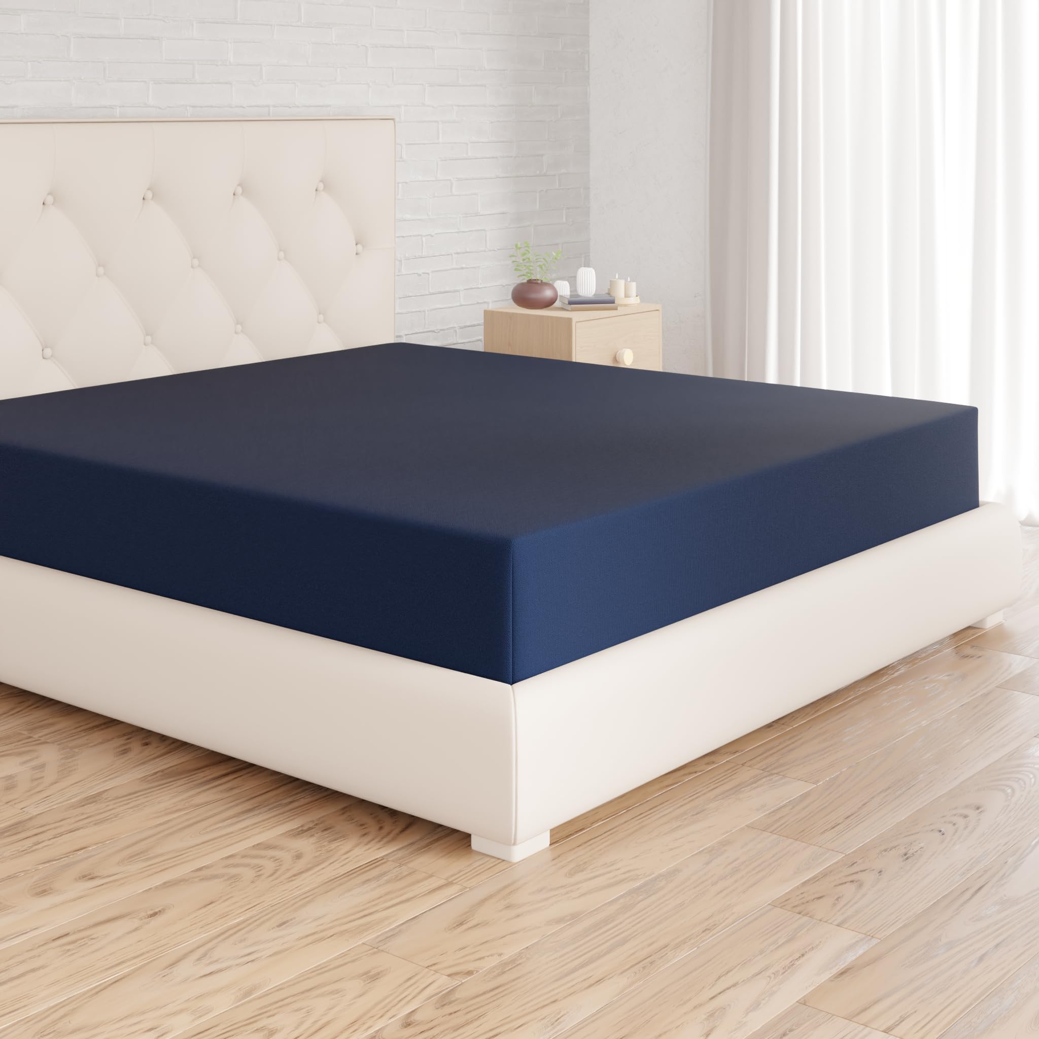 Amazon Basics Lenzuolo con angoli Matrimoniale, 200 x 200 x 30 cm, in 100% Microfibra con altezza da 30cm, Blu Navy