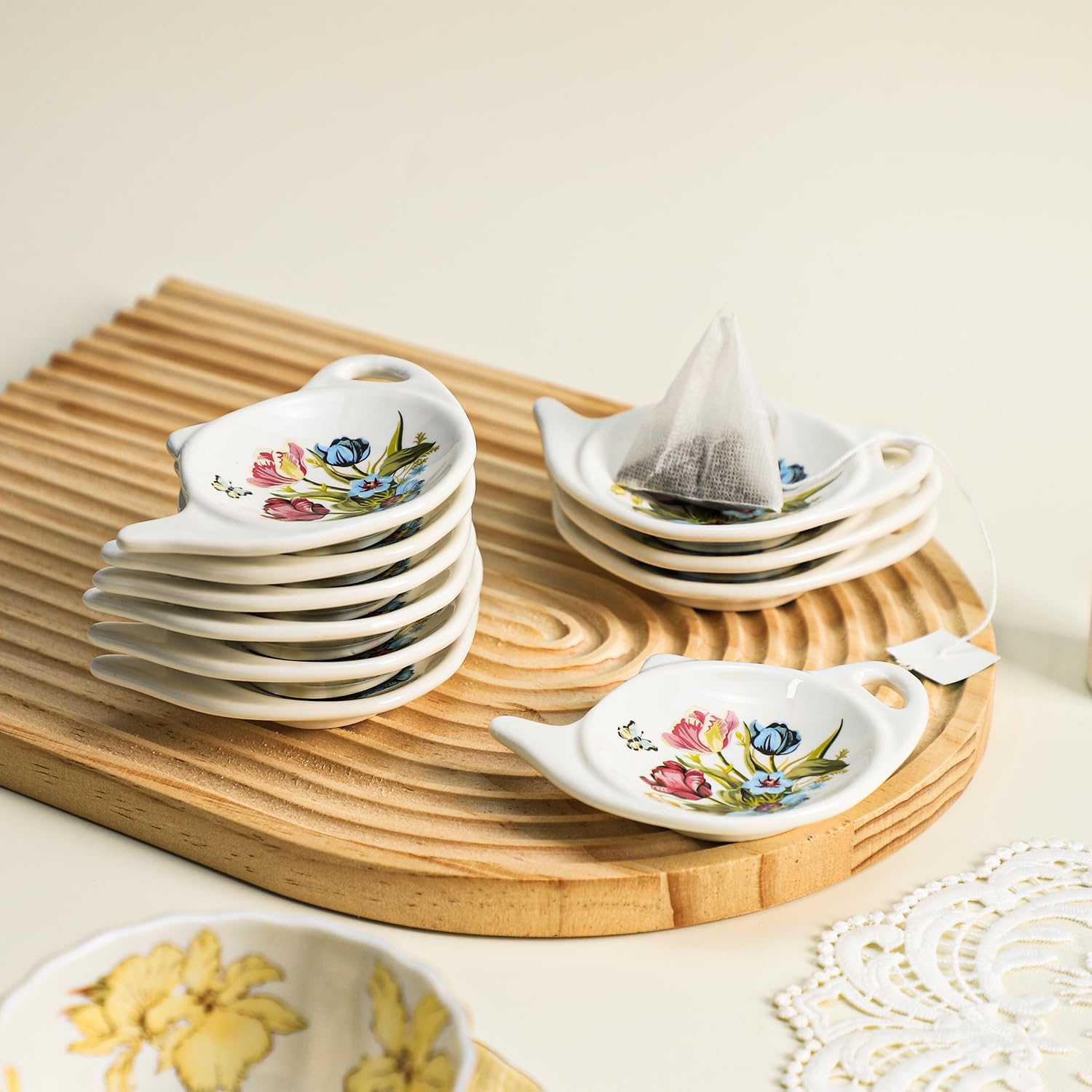 SOCOSY Vintage Tulip Pattern Ceramic Tea Bag Coasters Spoon Rests Teabag Resting Caddy Holder Saucer Set, Tea Coffee Accessories, Seasoning Dishes, Keep Your Tea Time Tidy and Organized