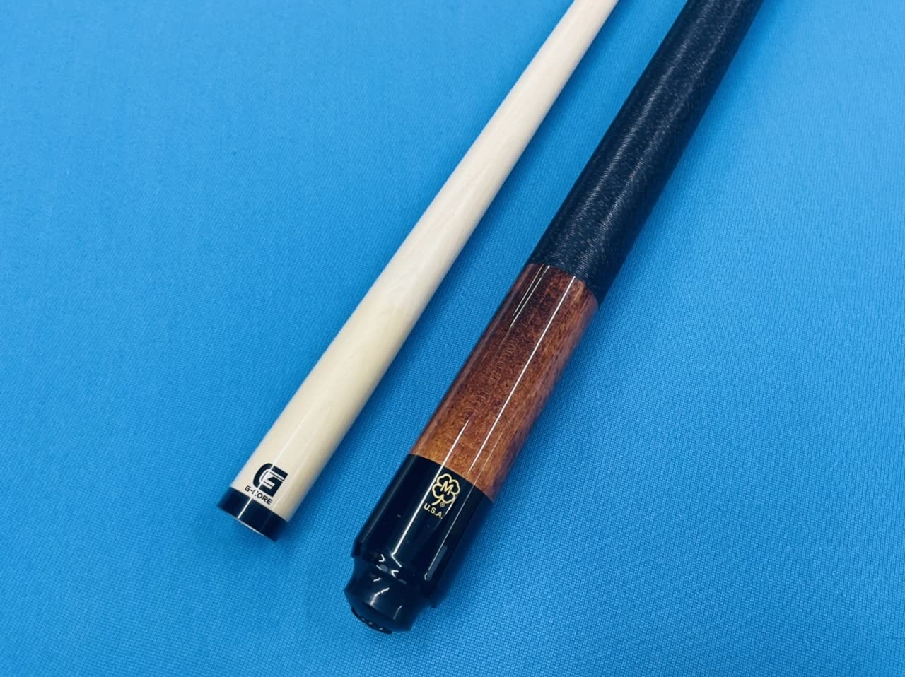McDermott Cue G239 with G core Shaft 13 mm.