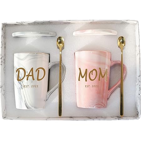 Amazon Com Dad And Mom Marble Coffee Mug Set Est 2021 Dad And Mom Coffee Mug Set Est 2021 New Parents Pregnancy Gifts Birthday Christmas Gifts For New Dad Mom 2 Pack 14 Gifts For Mom And Dad Christmas 2021