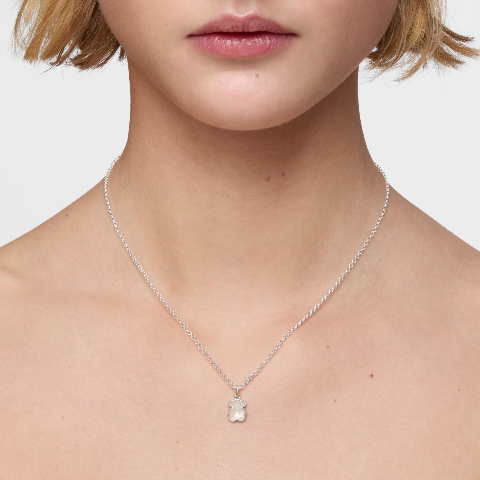 TOUS Collar corto de plata y motivo oso en nácar, Para Mujer, Colección Icon Color