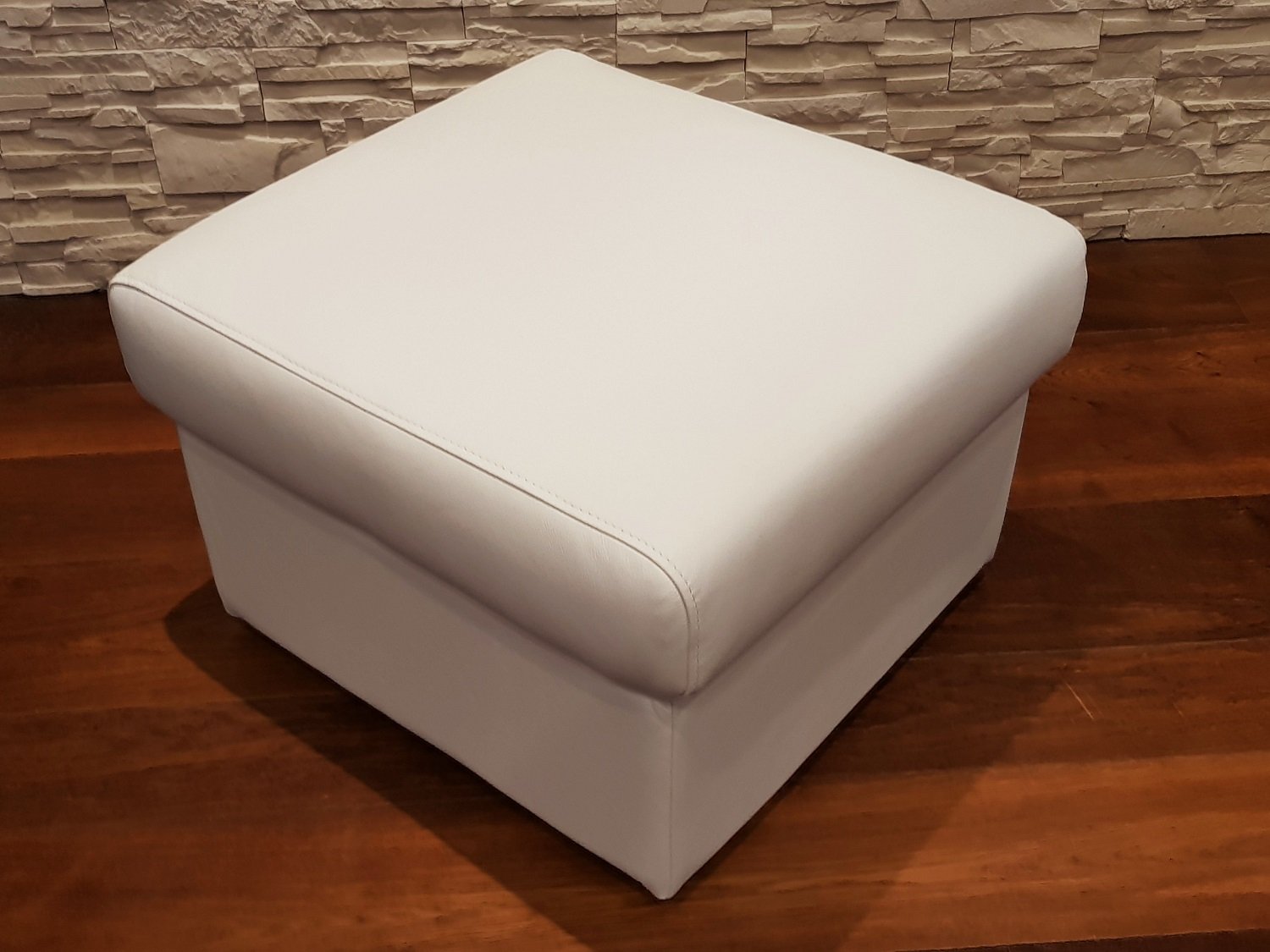Quattro Meble Weiß Echtleder Hocker aufklappbar mit Stauraum Sitzhocker Rindsleder Sitzwürfel 60x55 Fußhocker Polsterhocker Echt Leder Puff